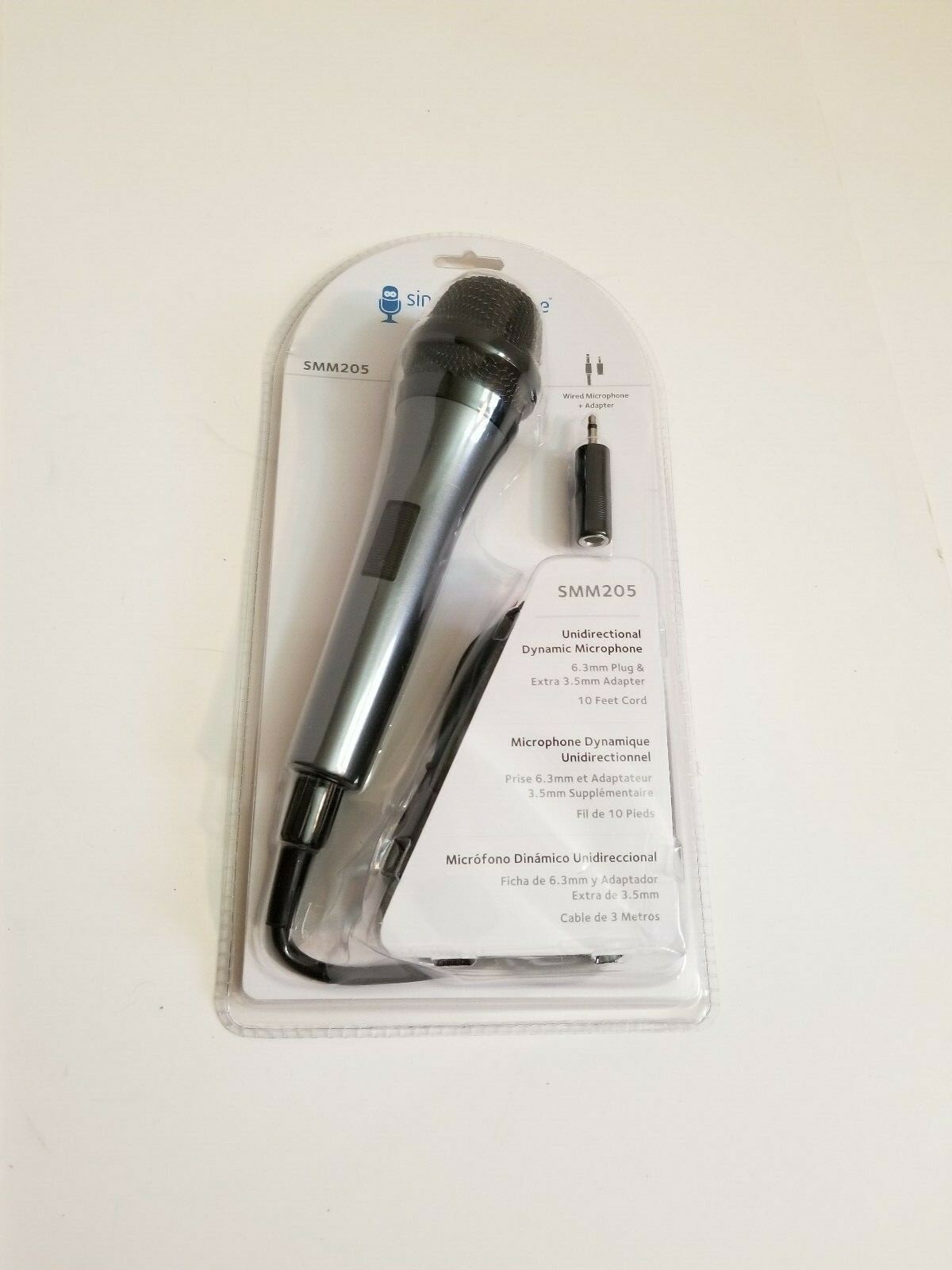 Singing Machine Uni-directional Dynamic Karaoke Microphone w/ 10 ft Cord