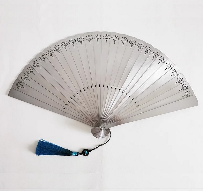 Heavy Titanium Alloy Tactical Folding Fan Martial Arts Portable Kung Fu Tool