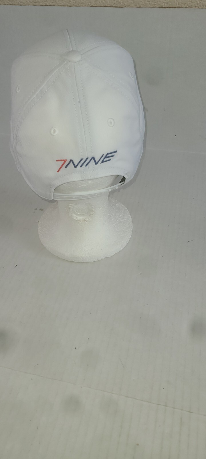 Taylor Made w 7 9 On Back Hit Adjustable Snapback Golf Hat White