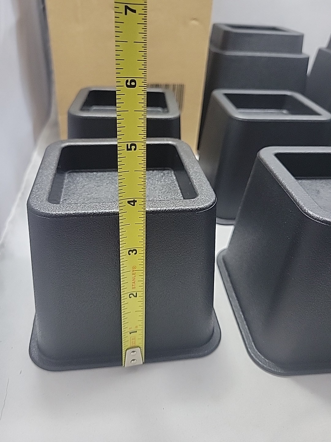 8 Piece Black Furniture Bed Risers 1100lb Capacity 4 Small/Large Heavy Duty New