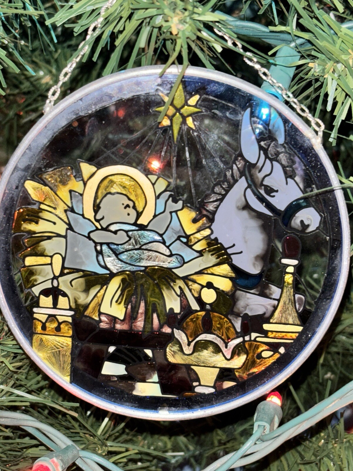 Joan Baker Designs Stained Glass Nativity Suncatcher 4.5 Inch 1994
