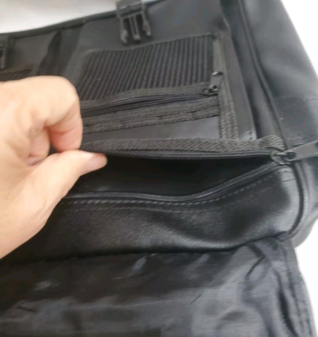 Laptop Briefcase Black Expandable Double Handles No Over Shoulder Strap