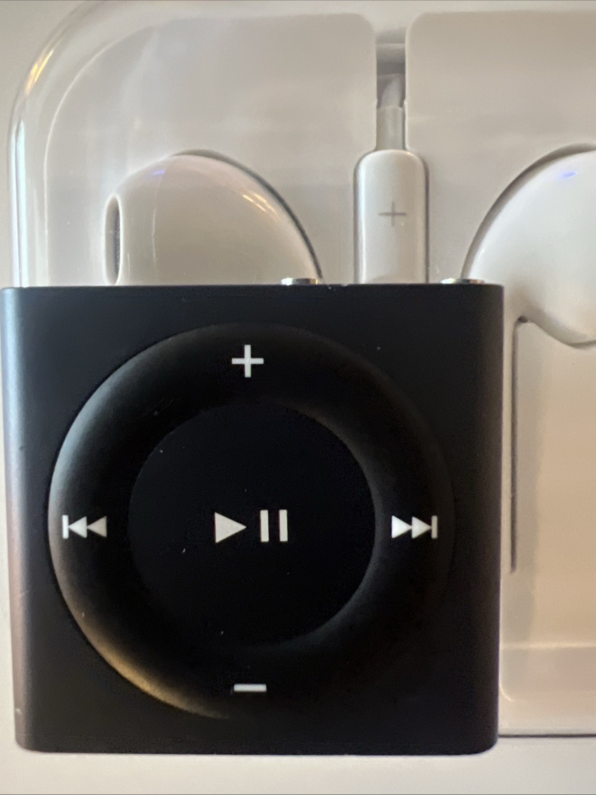 Apple iPod Black Shuffle 4th Generation New Battery Installed
