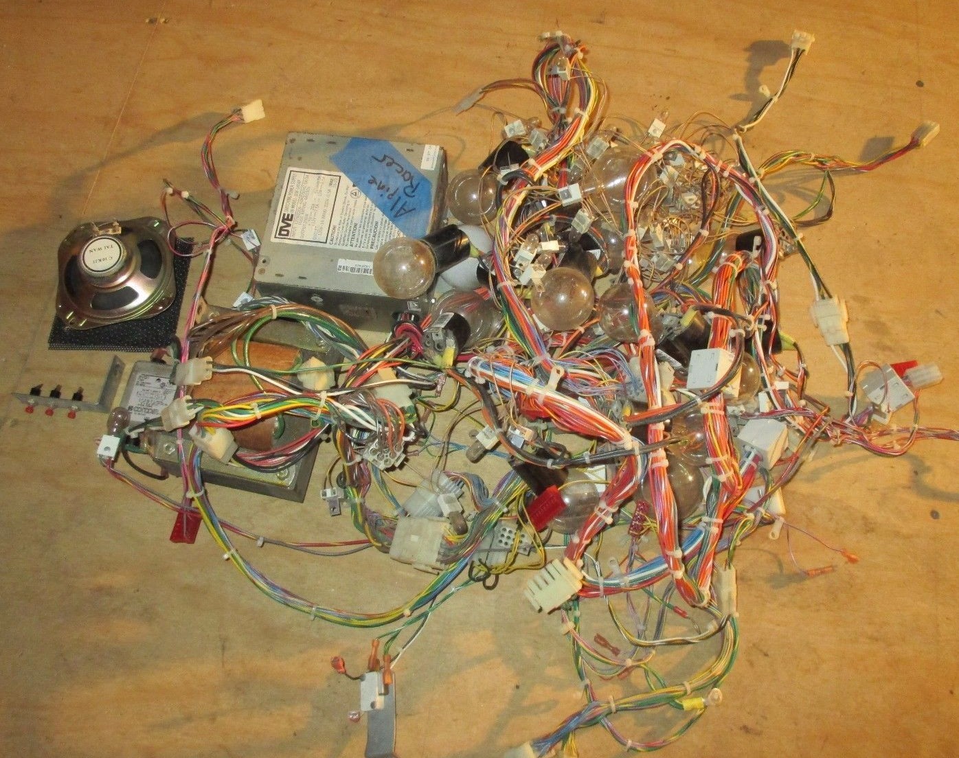 WILLIAMS AAAHH! REAL MONSTERS REDEMPTION GAME COMPL. WIRE HARNESS & BASE P/S,TRA