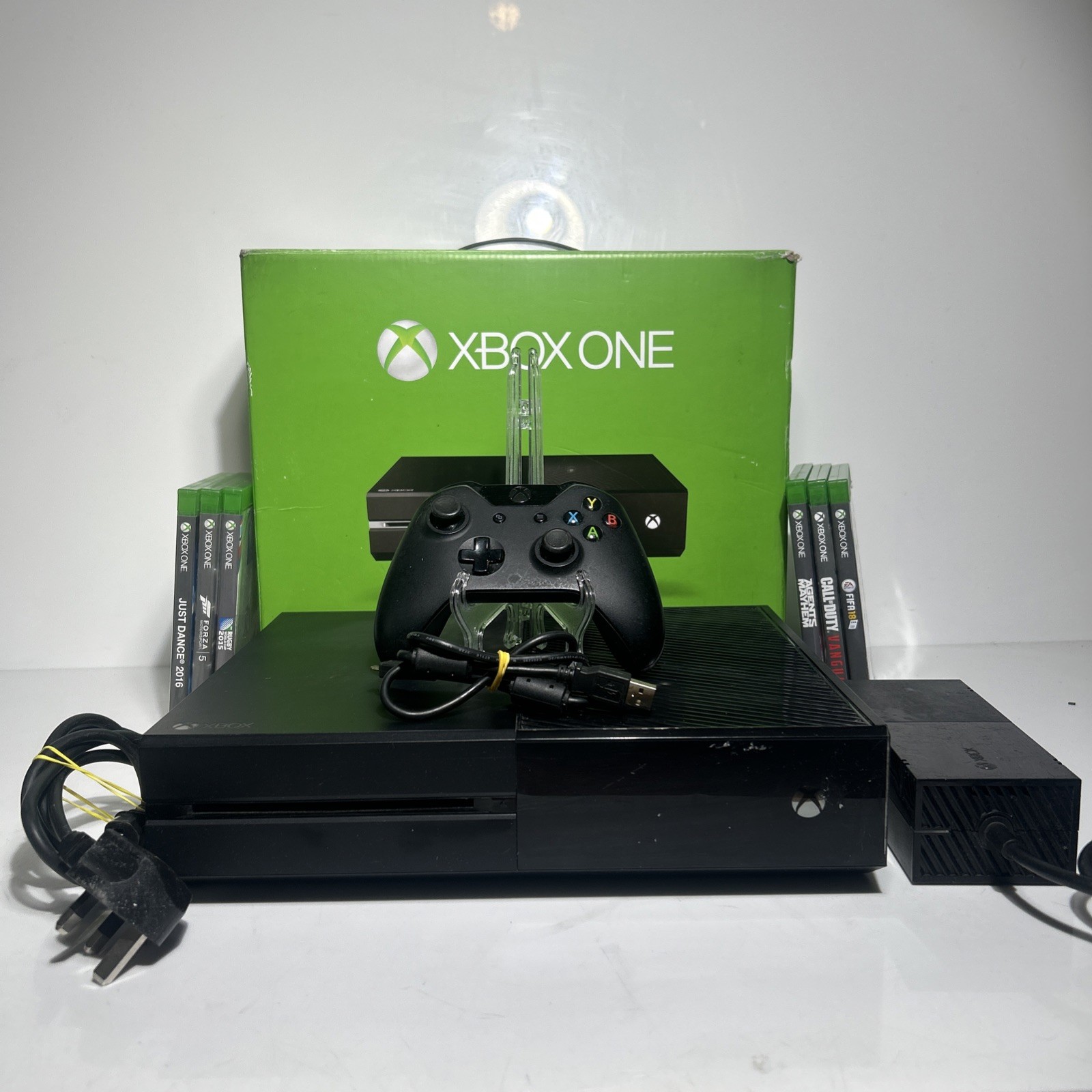 Microsoft XBOX ONE Console 500GB Black BOXED 6 GAMES