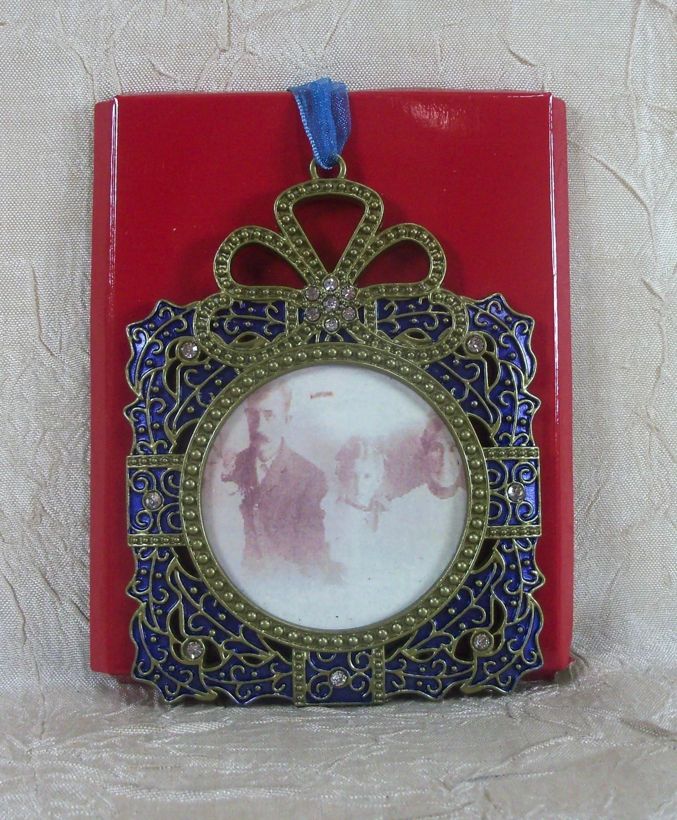 Blue Christmas Present with Sparkles Metal Photo Holiday Ornament New NO BOX