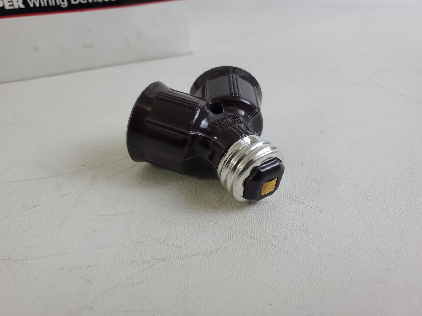 (10 PACK) Cooper Wiring Devices Inc 700B-BOX TWIN-LITE KEYLESS SOCKET ADAPTERS