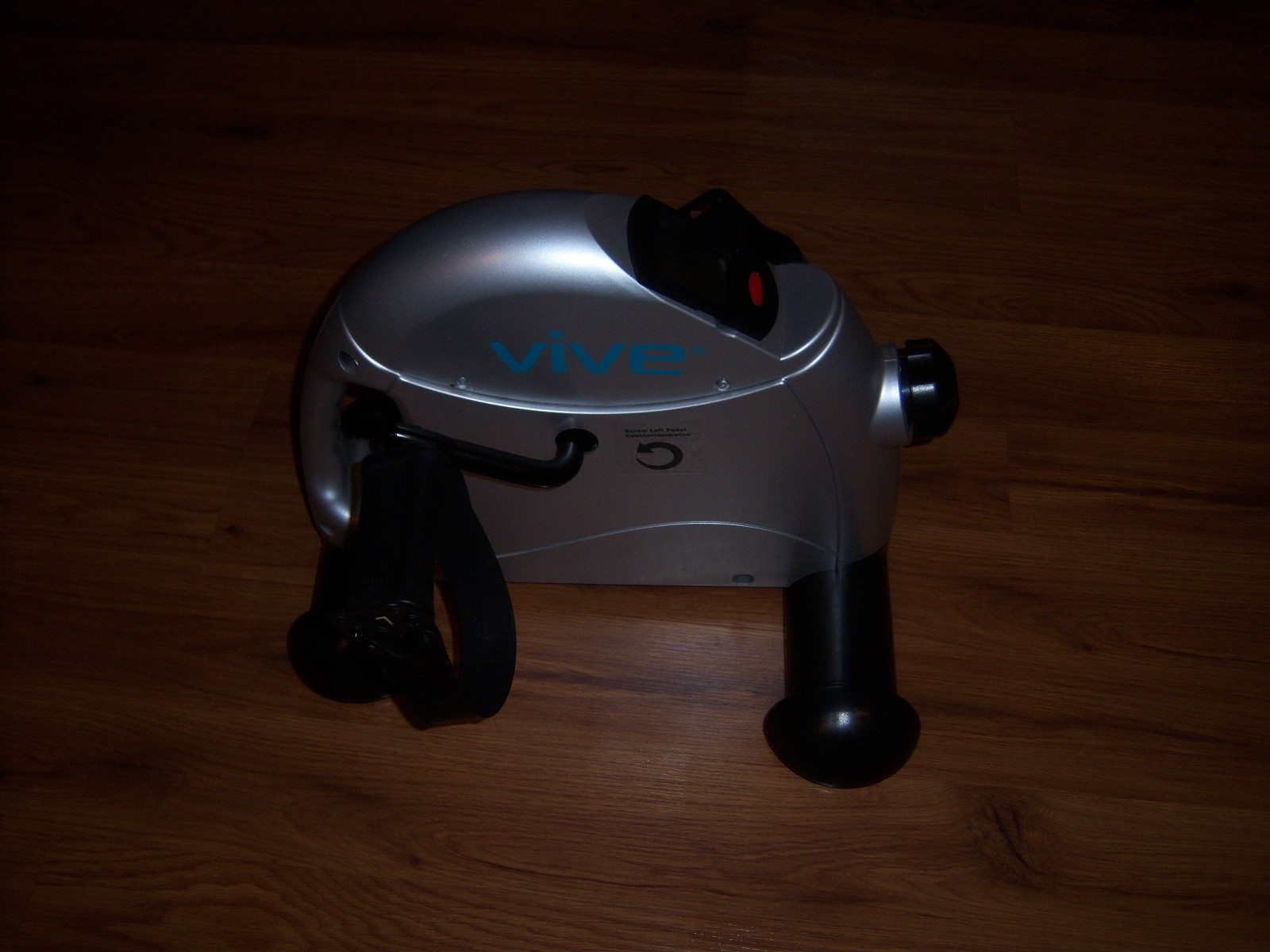 TRENDY Vive Portable Stationary Pedal Exerciser - Silver Model RHB1001