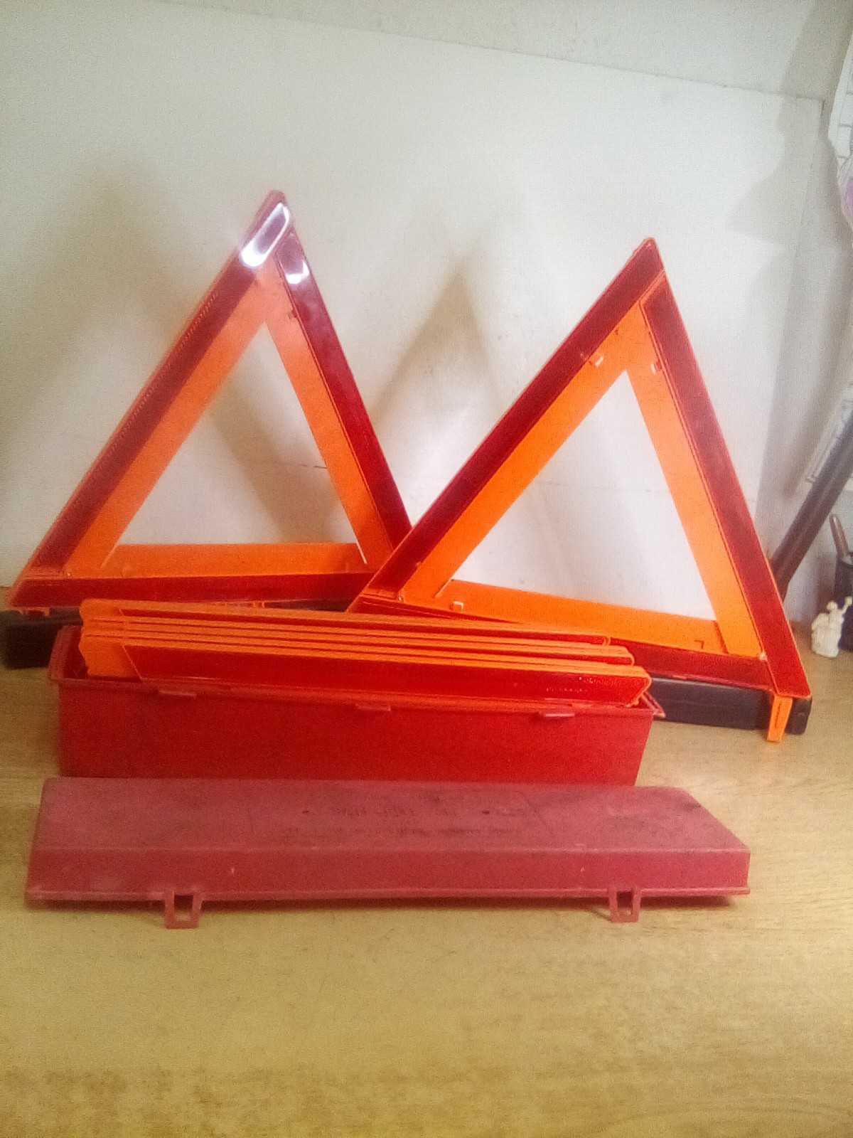 5 Sate-Lite 711 Triangle Flare Kit