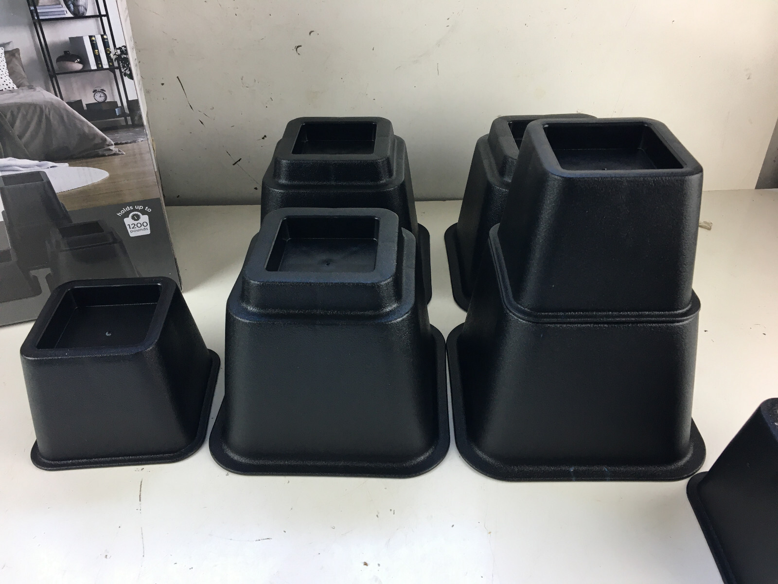 Simplify - 8 Piece Adjustable Bed Risers Set - Black - 4 3" Risers & 4 5" Risers
