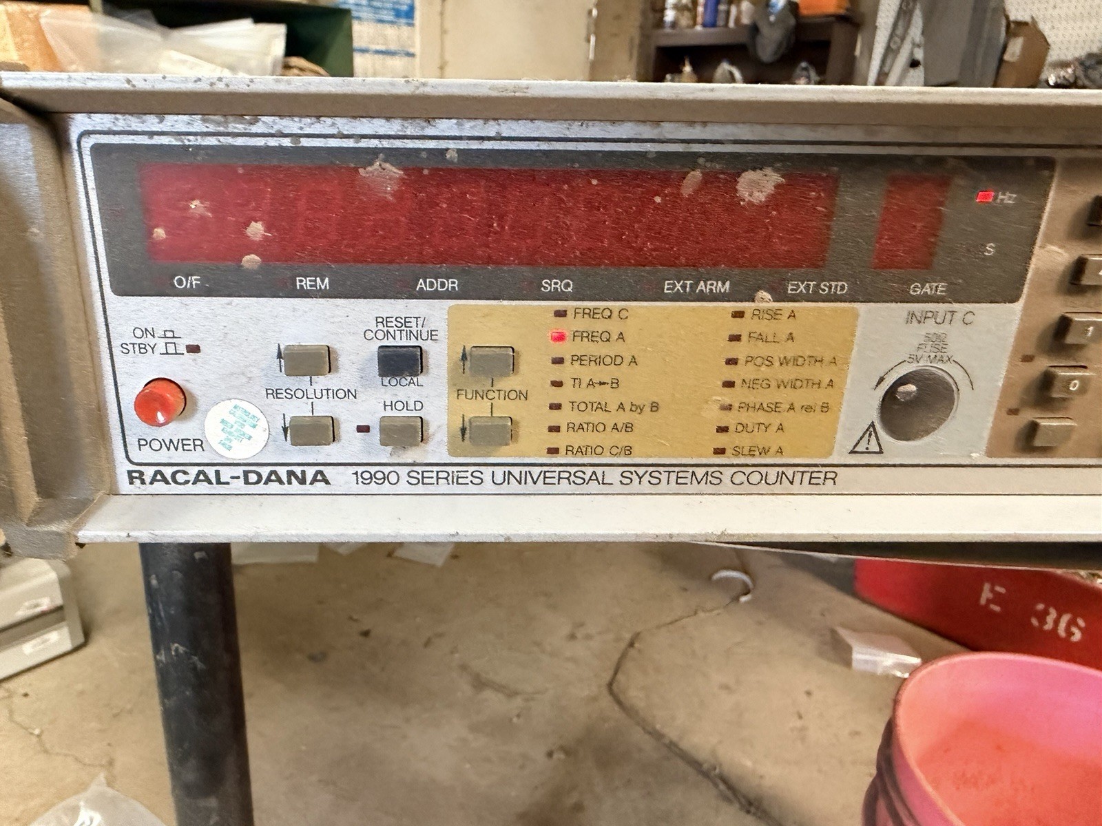 Racal-Dana 1995 Universal Counter