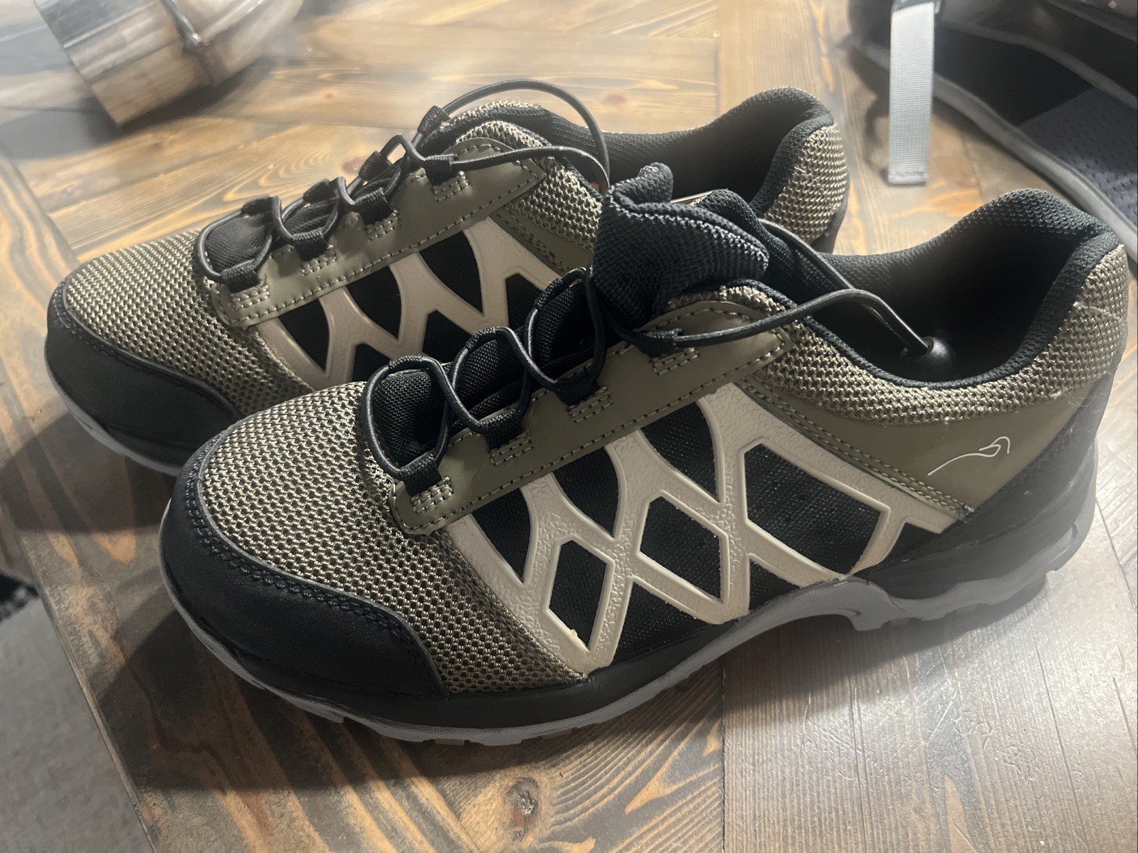 Chota HYRB200 Hybrid 13 Rubber Soled Wading Shoes - Green/Tan Size 11 NEW