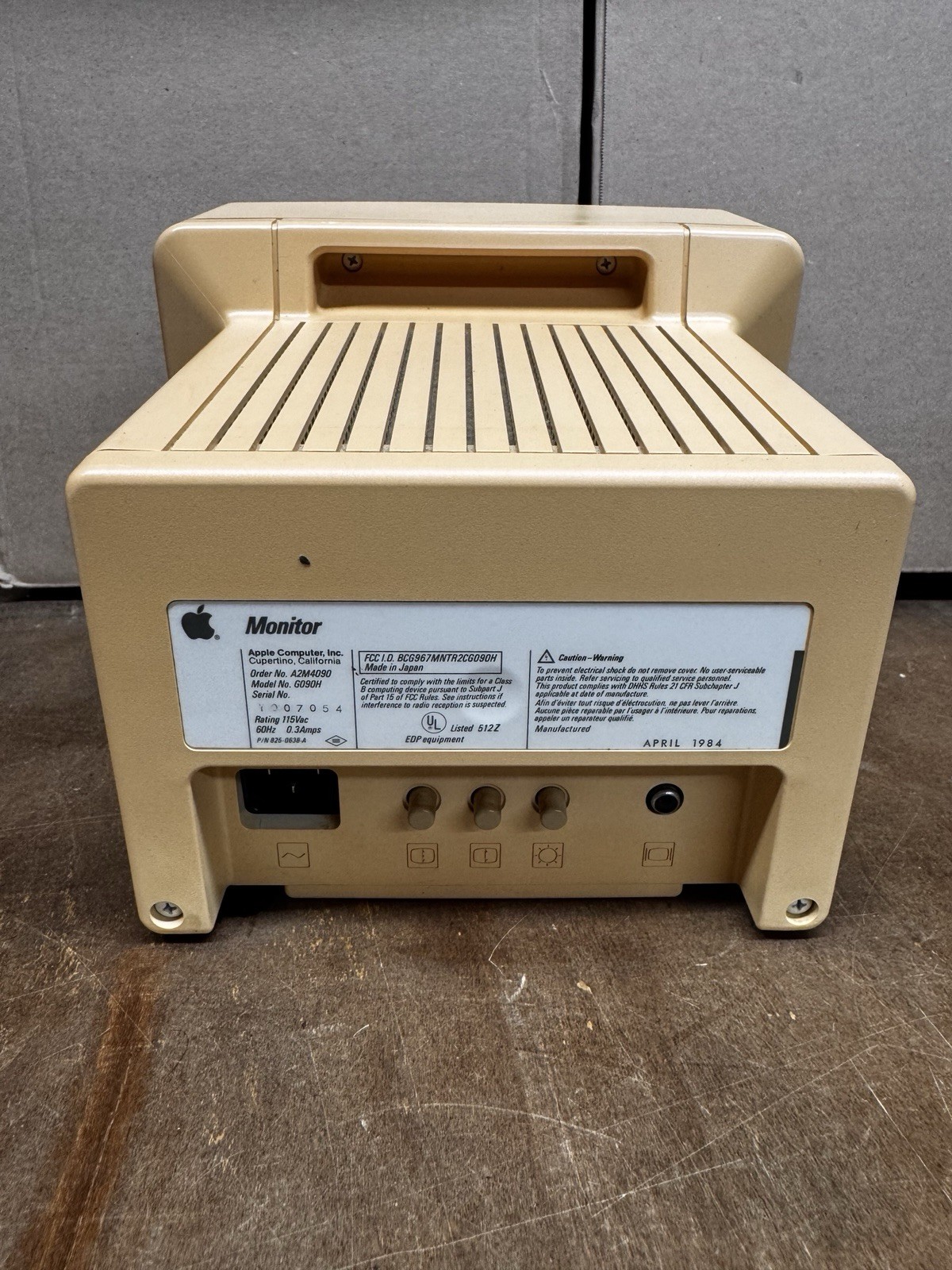 Vintage Apple IIc Computer A2M4090 Monitor