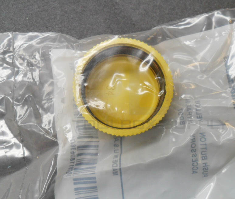 SEALED NEW ALLEN BRADLEY 800H-N5E /A PUSH BUTTON BOOT YELLOW