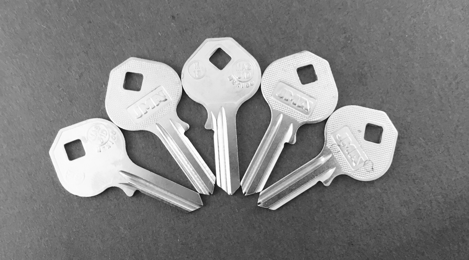 Lot of 10 Key Blanks M18 1092-40 MAS-31D Type for Master Lock 40K Keyway