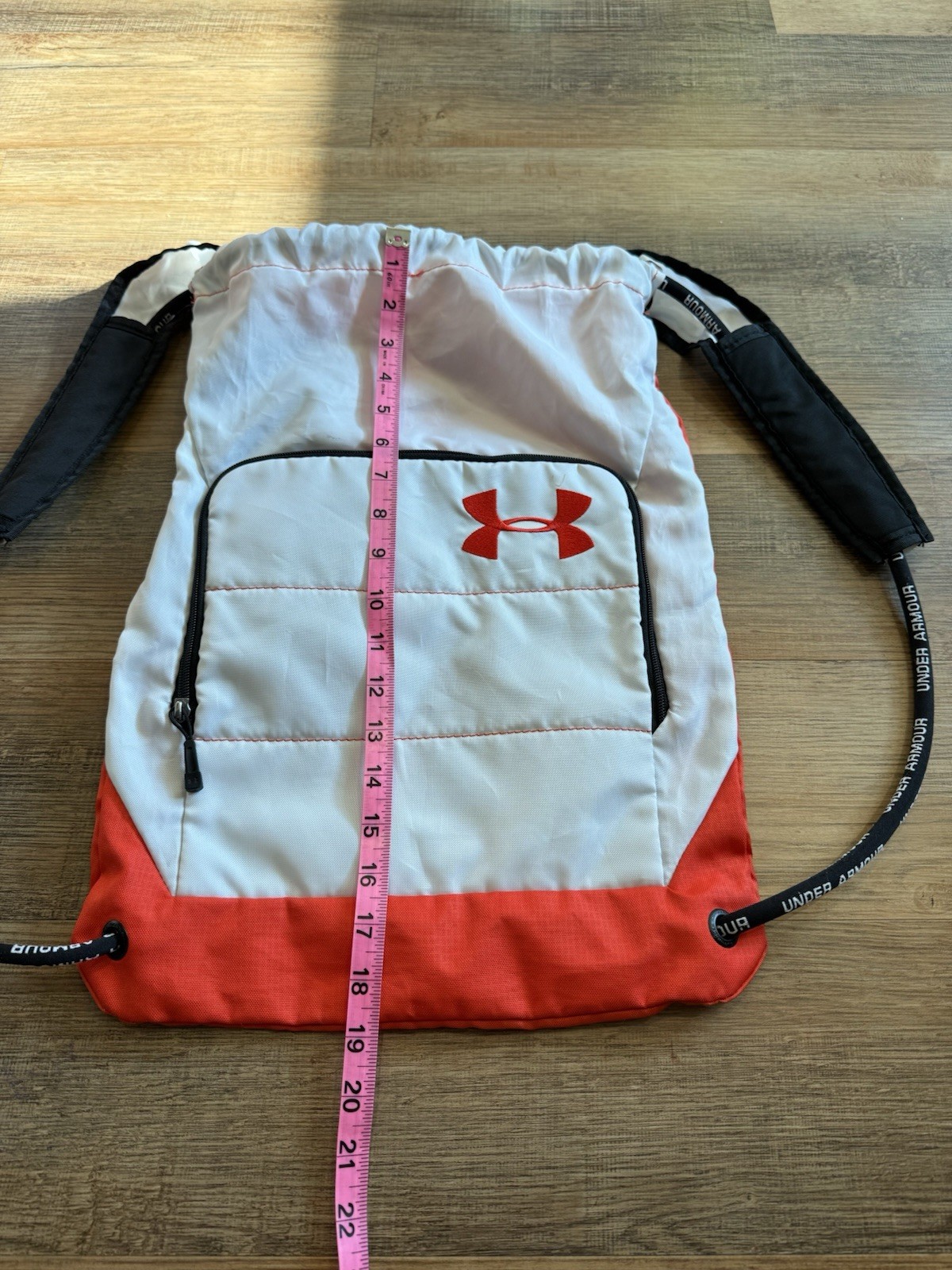 Under Armour Drawstring Backpack White Red Black Front Zip Pocket Padded Straps
