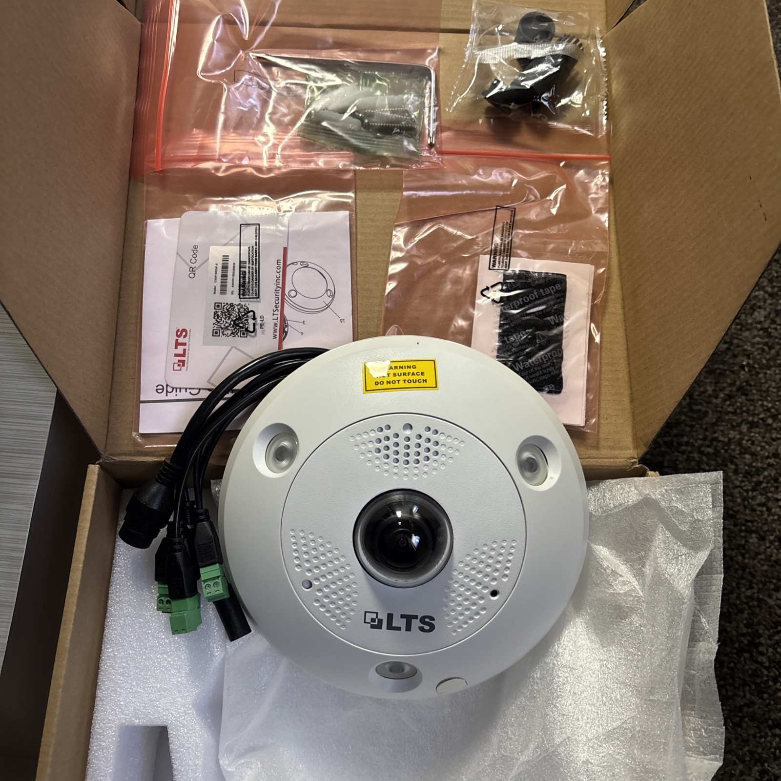 Surveillance LTS 6MP 6.3MP  Fisheye PoE IP Camera CMIP7562NF-SE New Old Stock