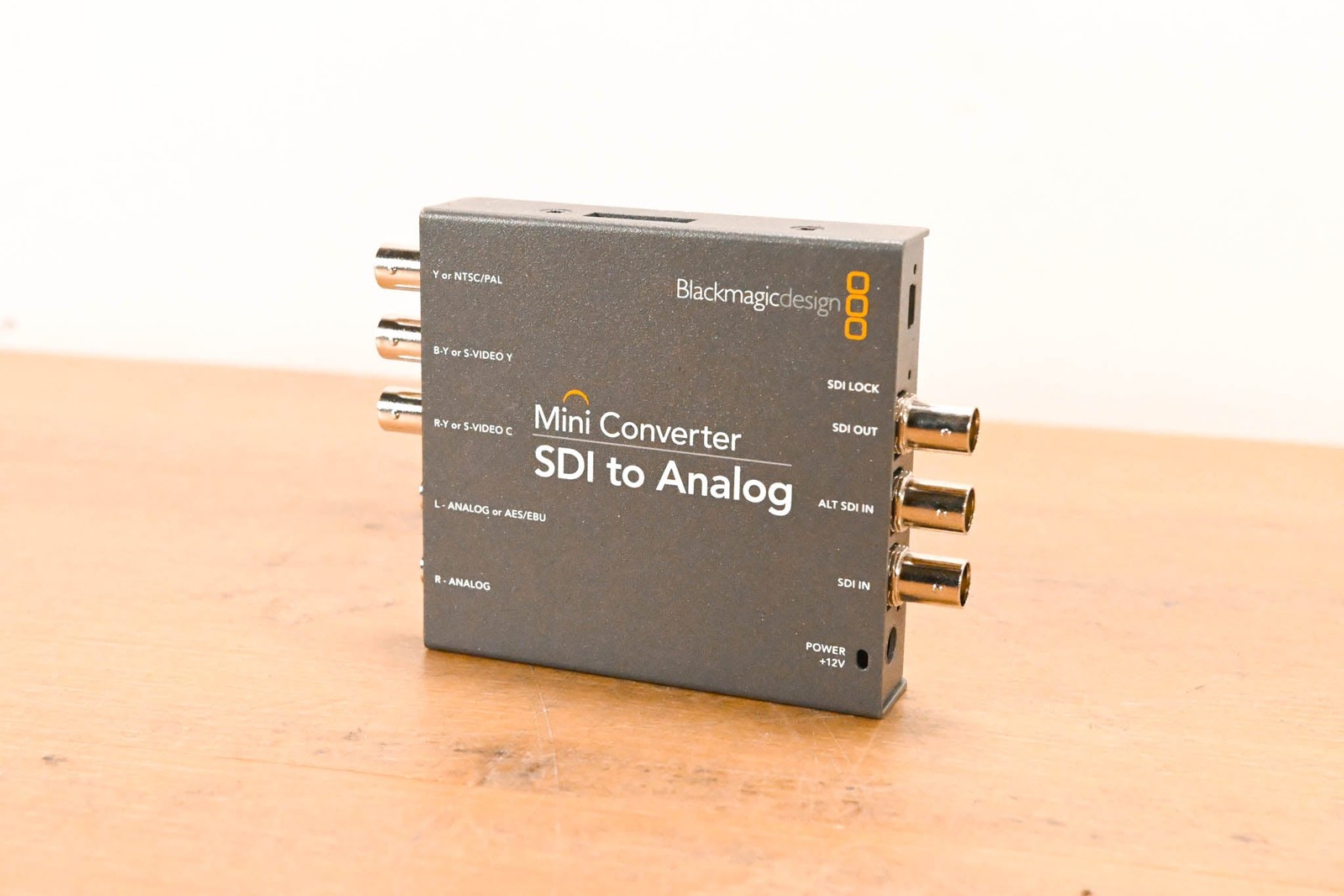 Blackmagic Design Mini Converter SDI to Analog (NO POWER SUPPLY) CG01ZVJ