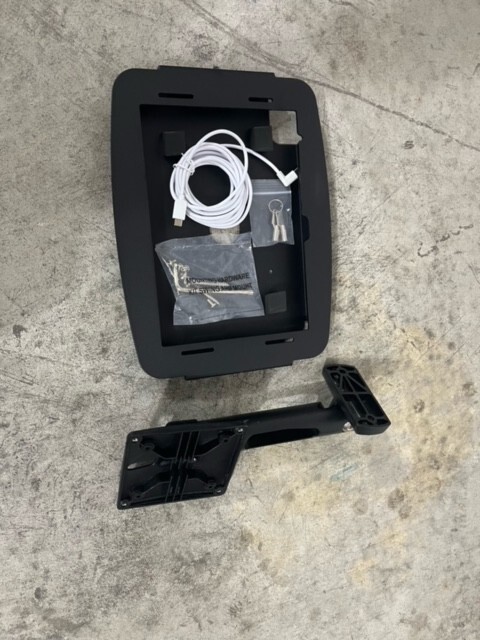 Compulock 10.9'' IPad swing wall mount black NEW