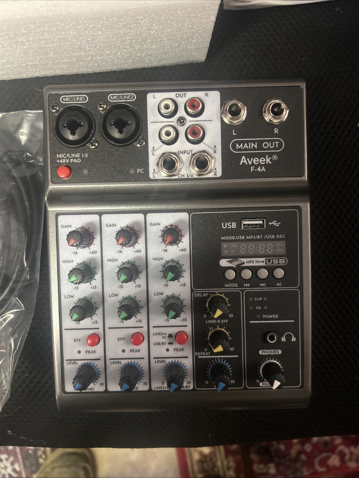 4 Channel DJ Mixer USB-compatible