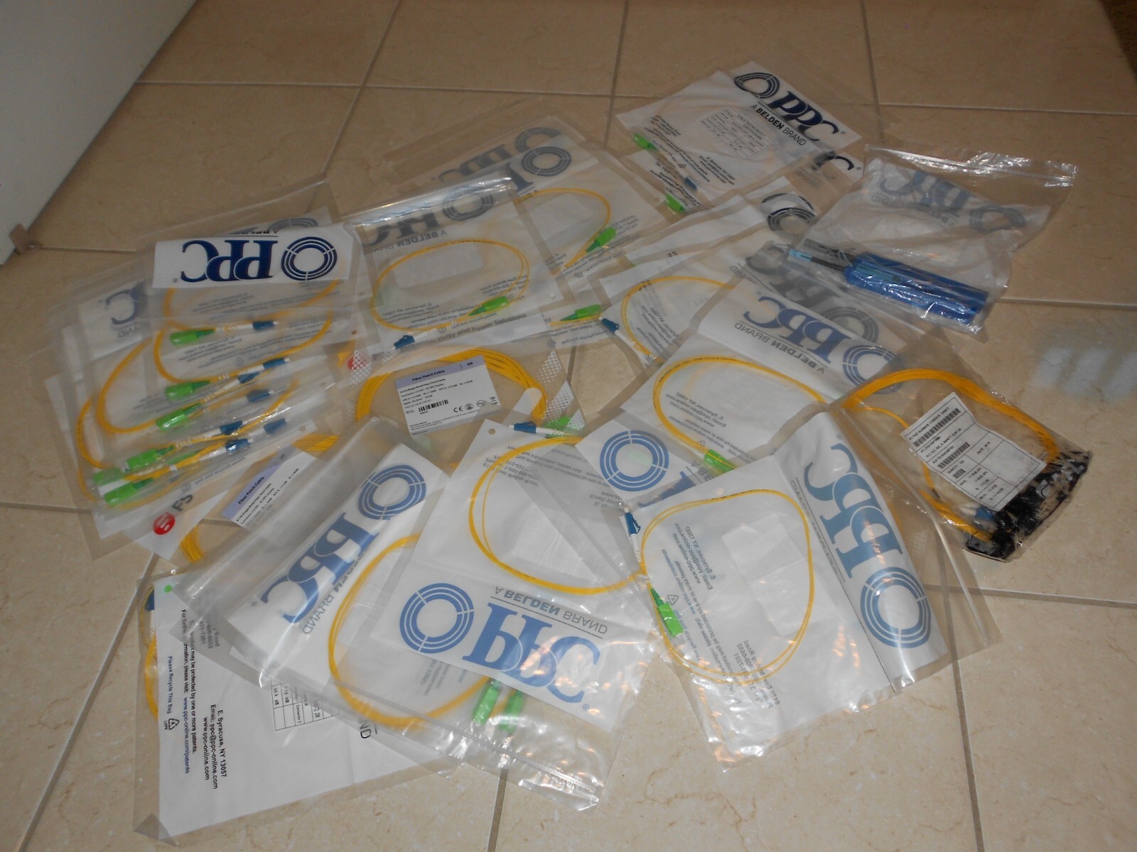 LOT OF 30 JDSU T BERD FIBER OPTIC CABLES PATCH CORDS IBC SC CLEANER