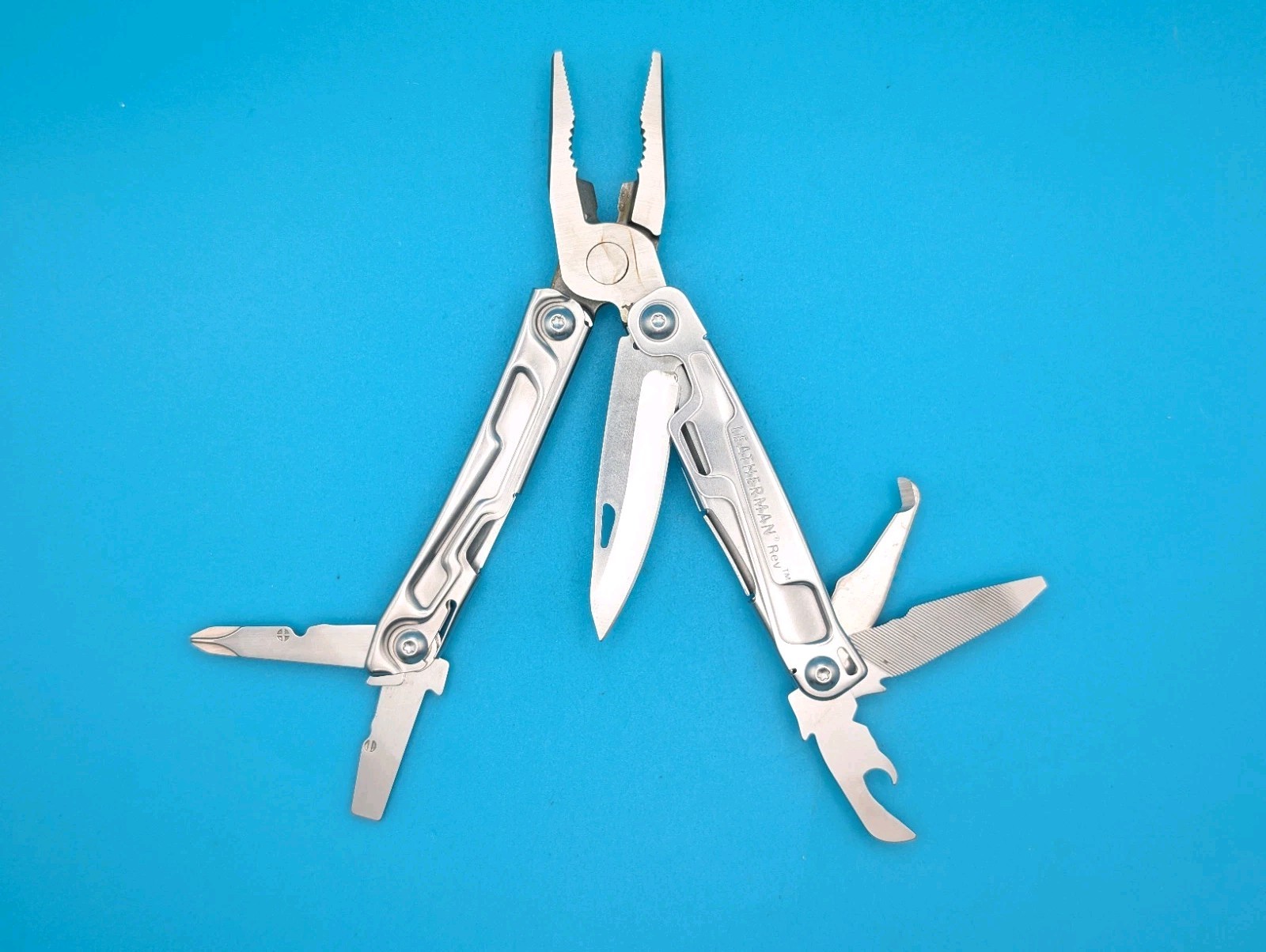 Leatherman Rev 3.8" Multi-Tool, Stainless!