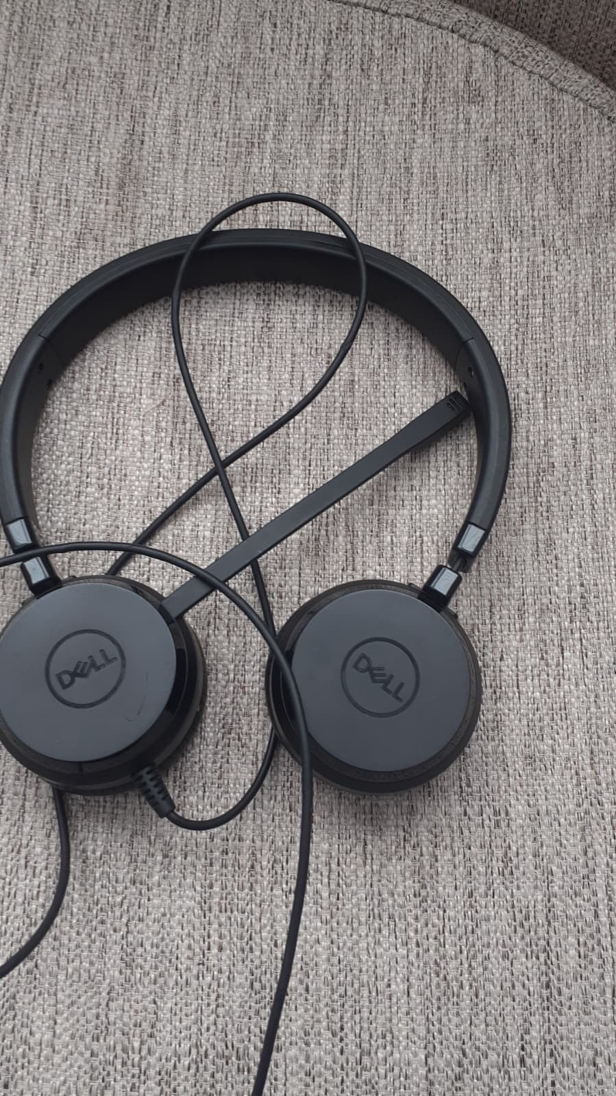 Dell Stereo Wired Headset with Boom Microphone - Open Box with cover
