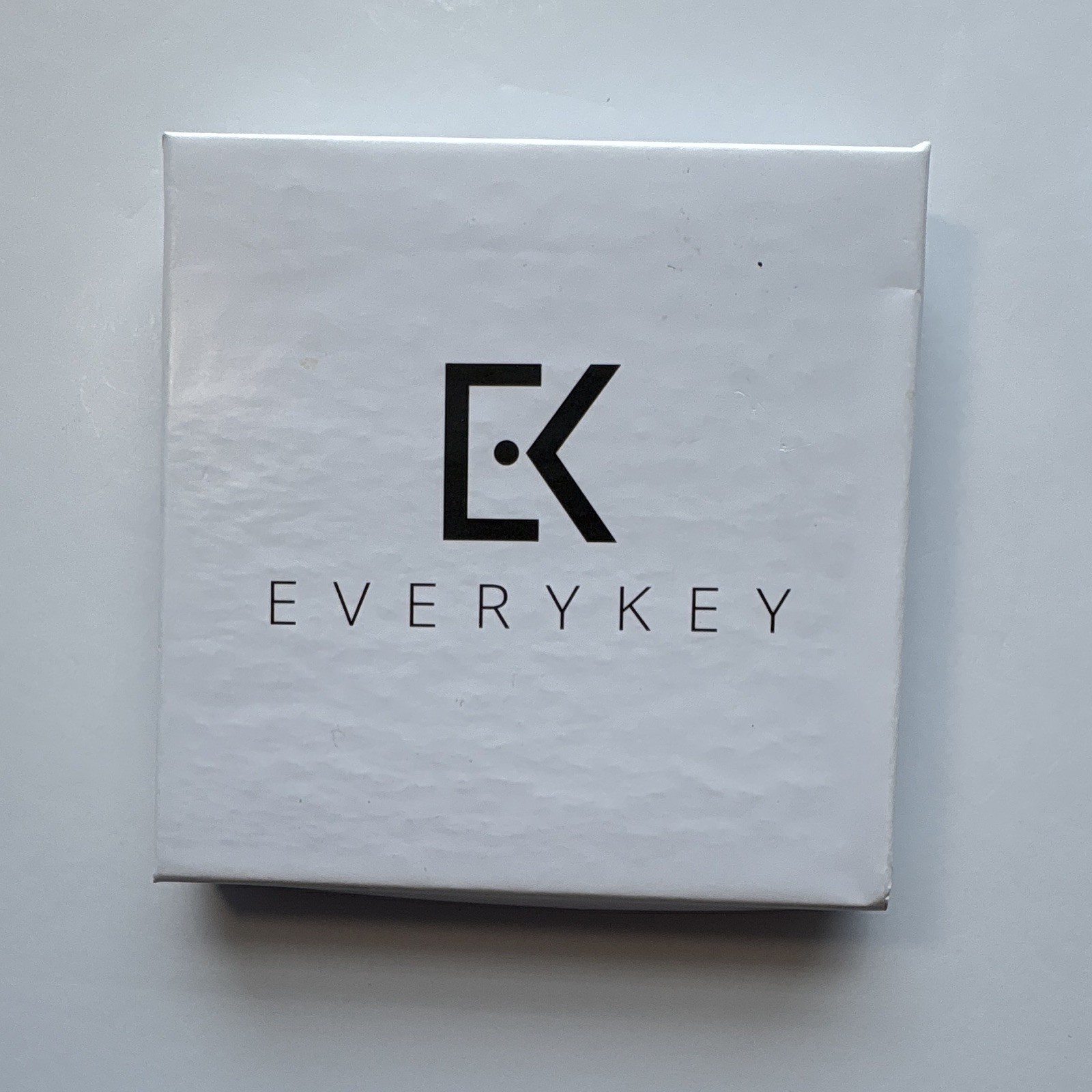Everykey Password Manager Wireless Smart Key w/ Key Ring Accessory & Cable