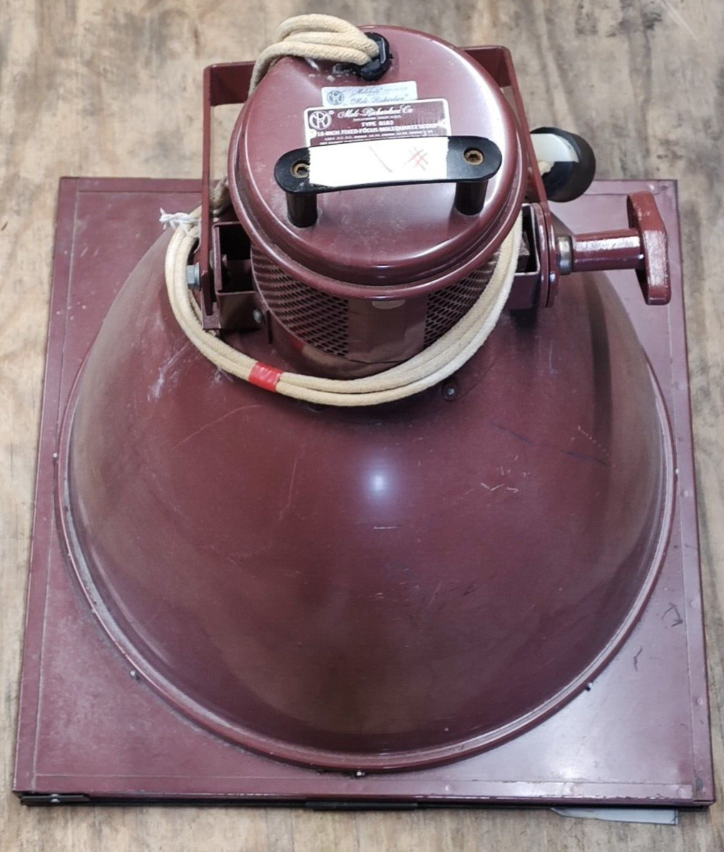 Vintage Mole Richardson TYPE 8182 Fixed Focus Lights
