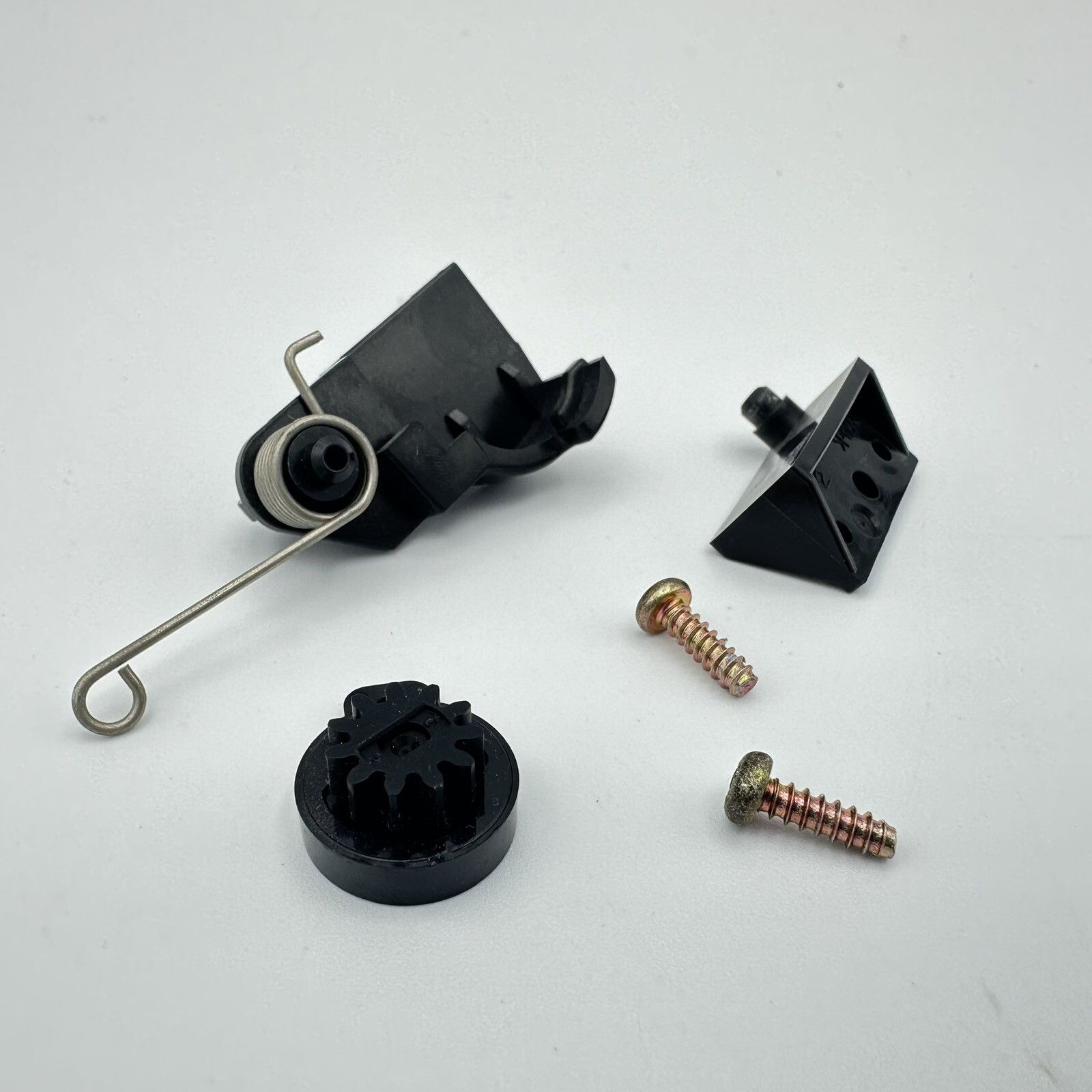OEM Nintendo Gamecube Top Plate Door Cover Hinge  DOL 001 101 Replacement Part