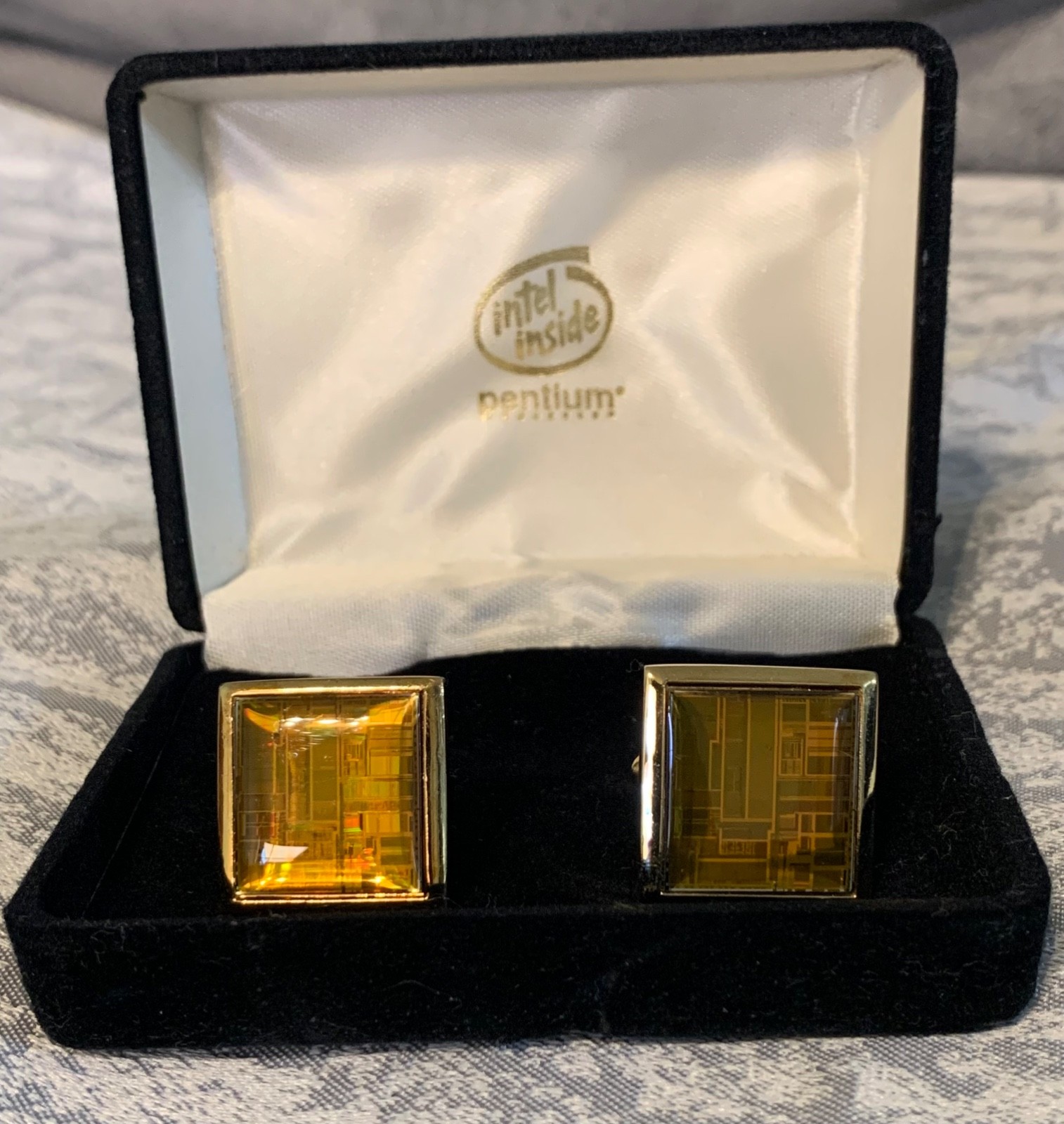 Vintage Intel Pentium Processor Chip Cuff Links Set