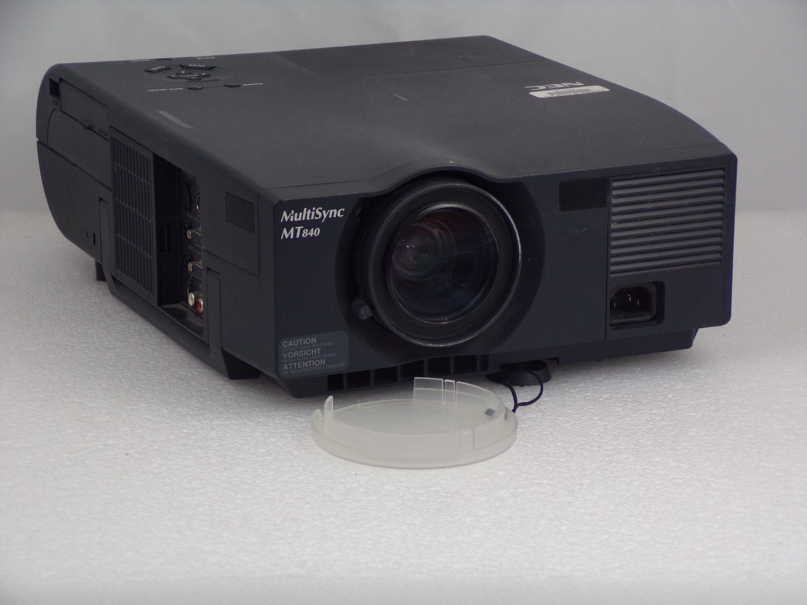 NEC MultiSync MT840 Projector SVGA Conference Room Projector Used