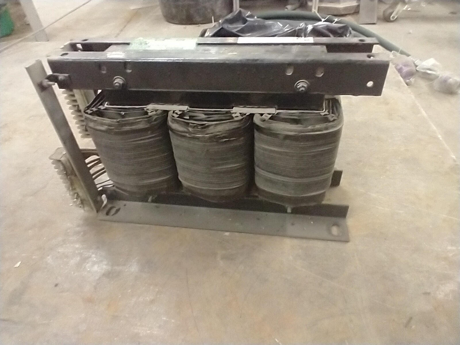 AJAX 1-890-6229-203 12.5 KVA 3 PHASE 460V TRANSFORMER