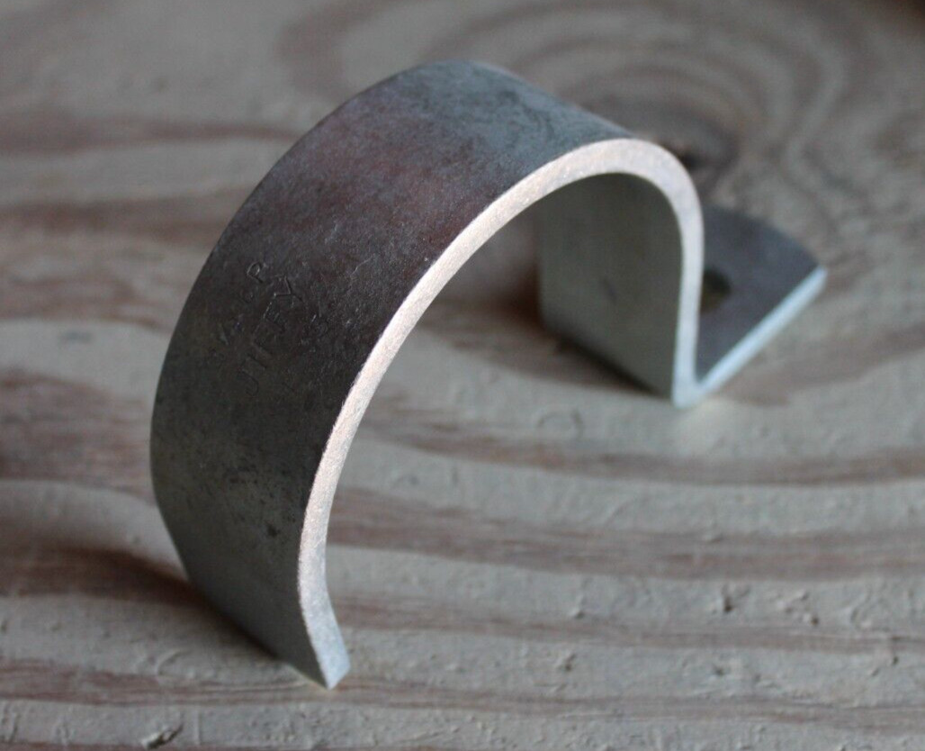 Jiffy H-95 3-1/2" 1-Hole Pipe Strap