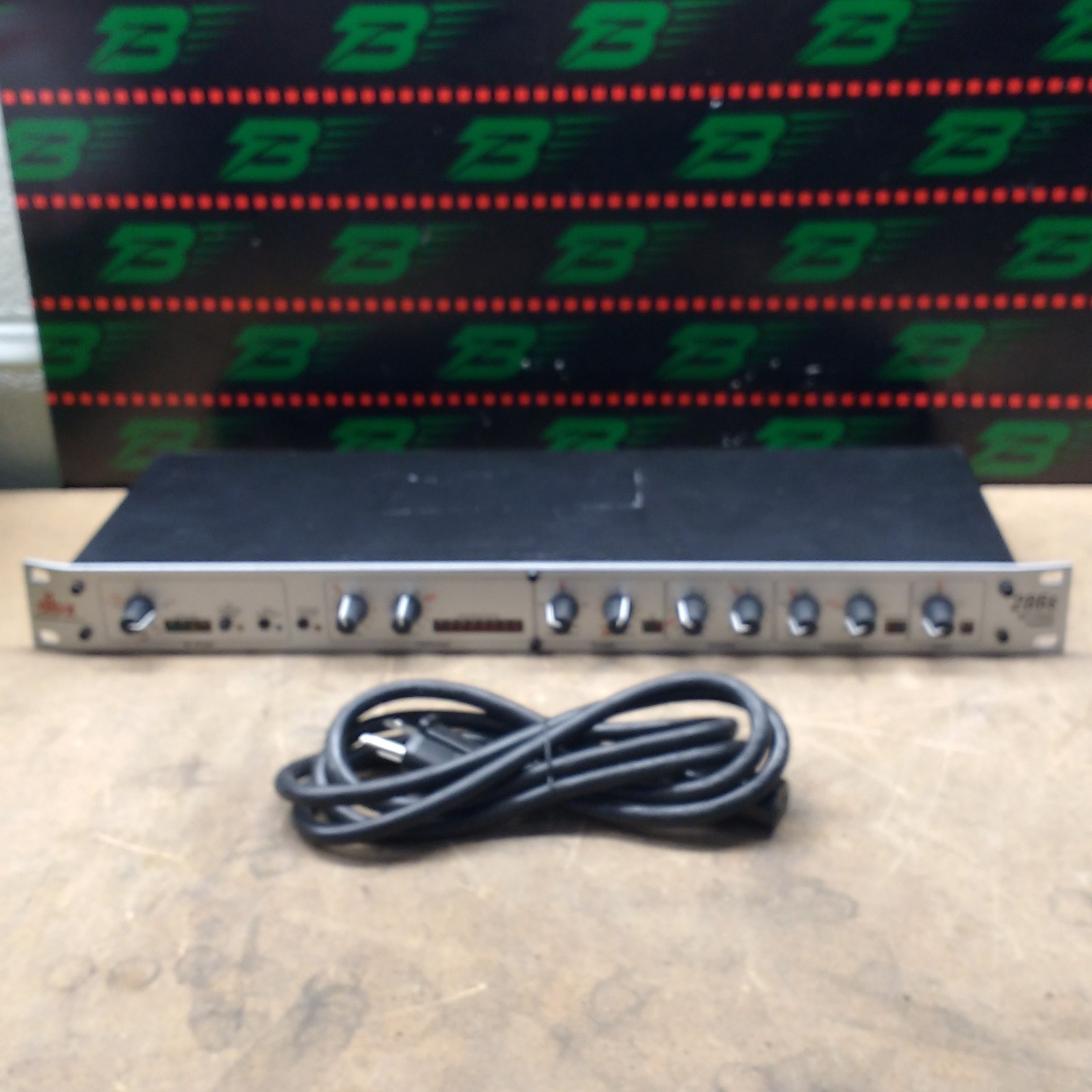 DBX 286s Microphone Preamp Processor DBX286SV w/ power cord - used