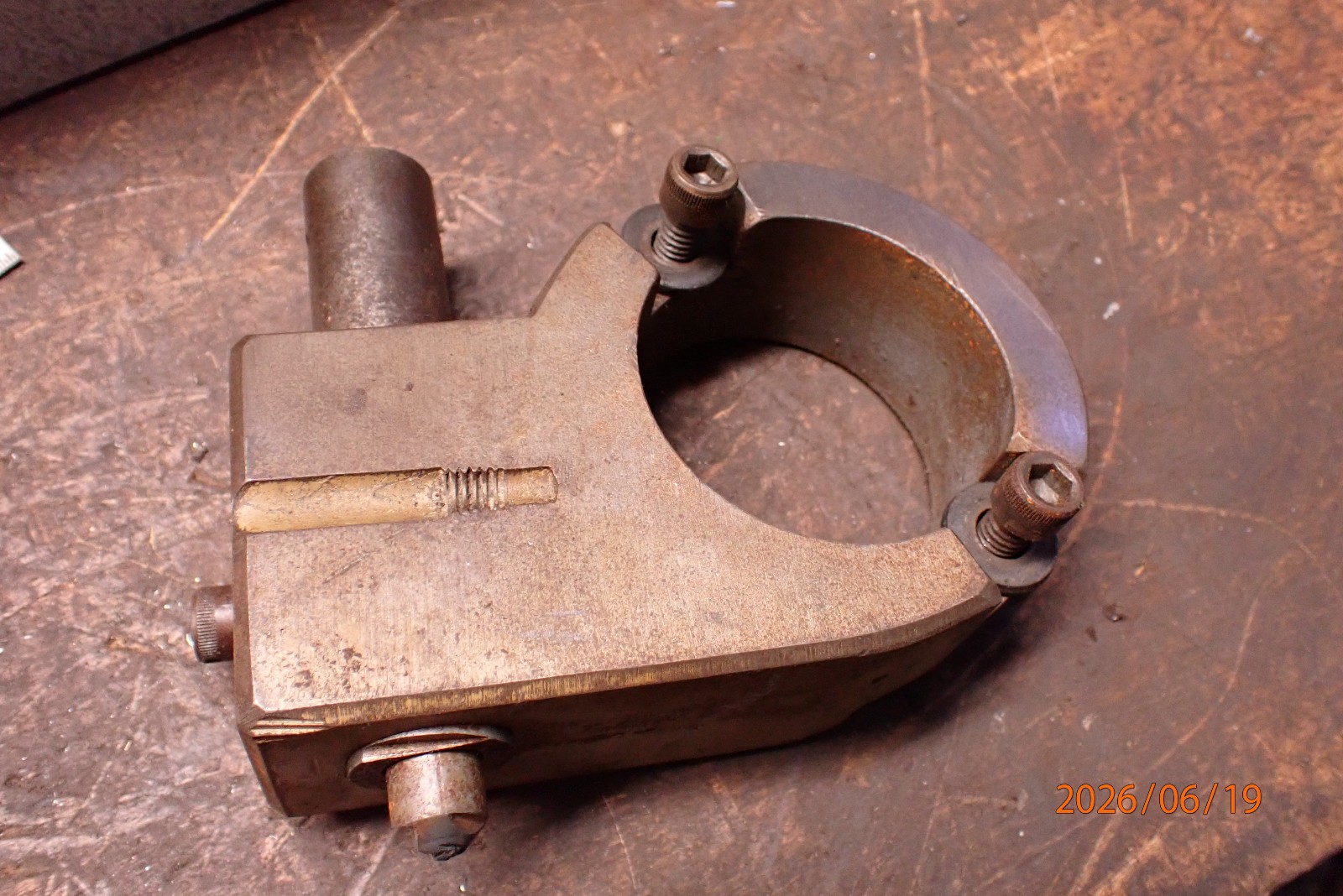 SOME SORT OF SURFACE GRINDING GRINDER OTHER WHEEL DRESSER BRACKET