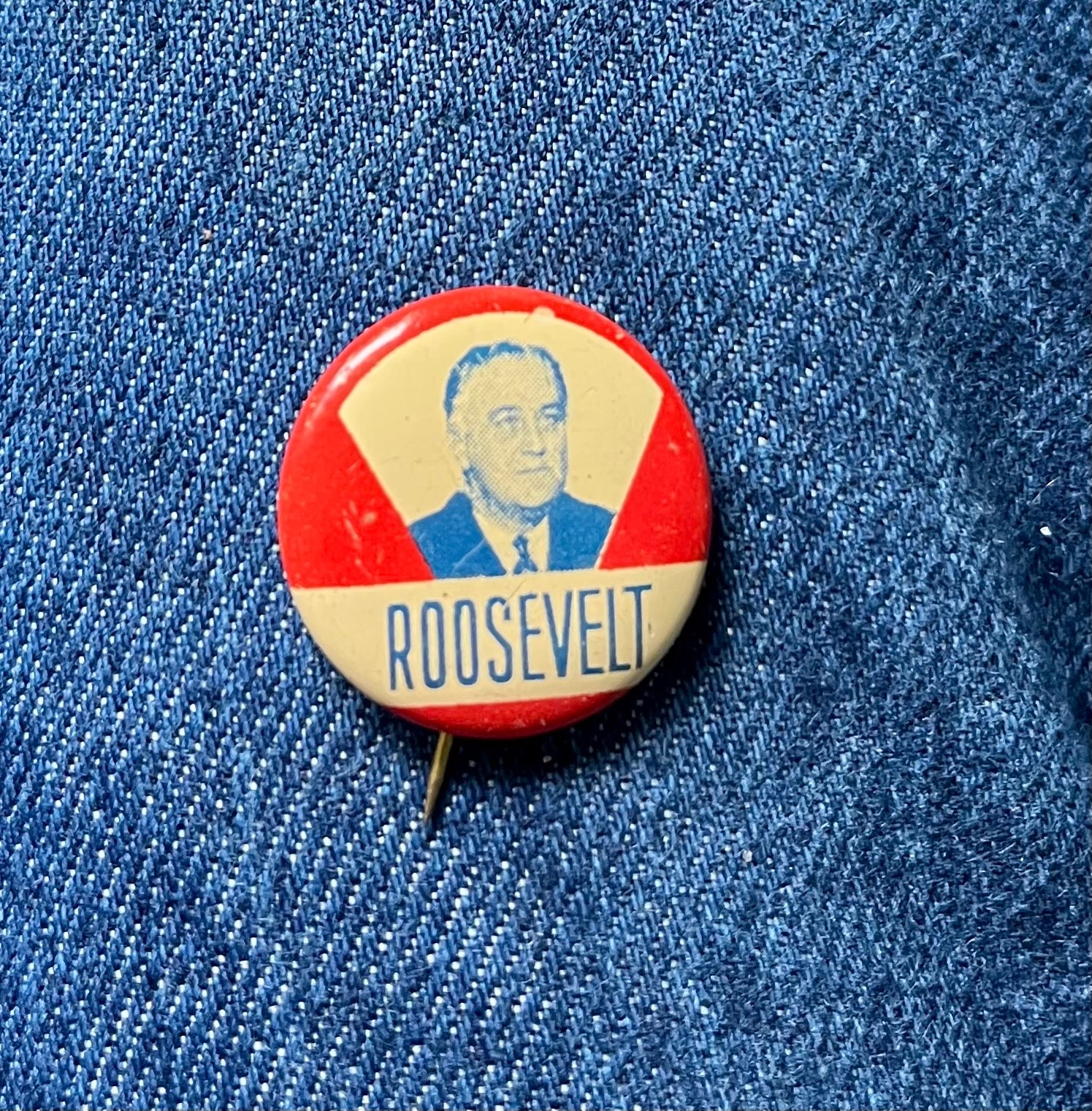 1930's Franklin D Roosevelt 1" Litho Picture Pinback Hake #144
