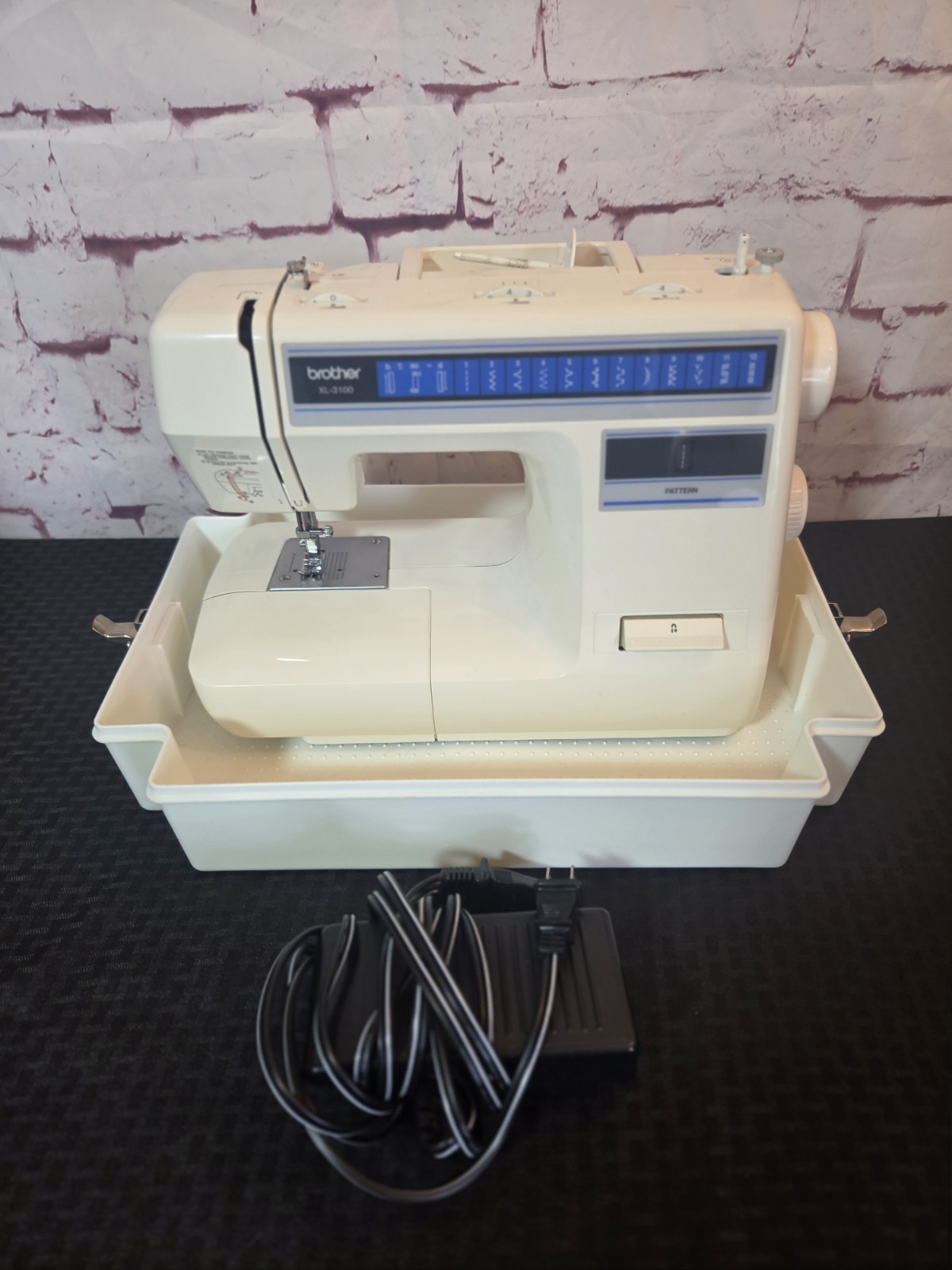 Brother XL-3100 Sewing Machine w/ Foot Pedal Tested Working & Pin Catcher