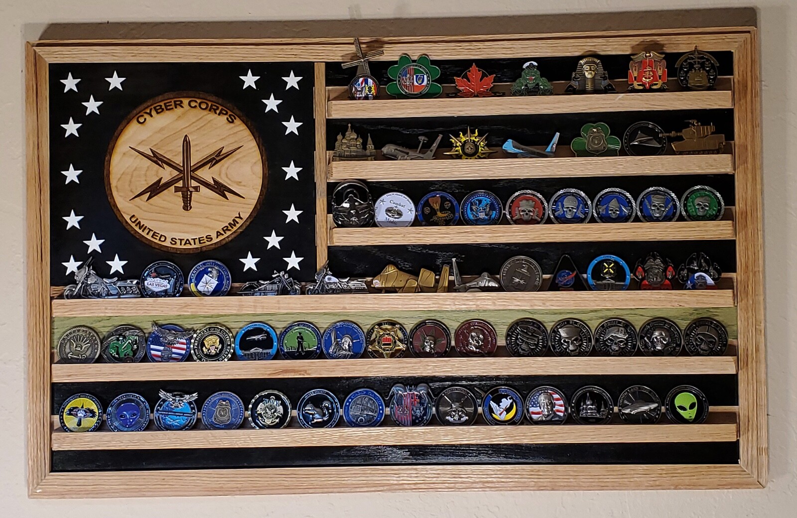 US ARMY CYBER CORPS CHALLENGE COIN DISPLAY FLAG SOLID HARDWOOD FLG-8