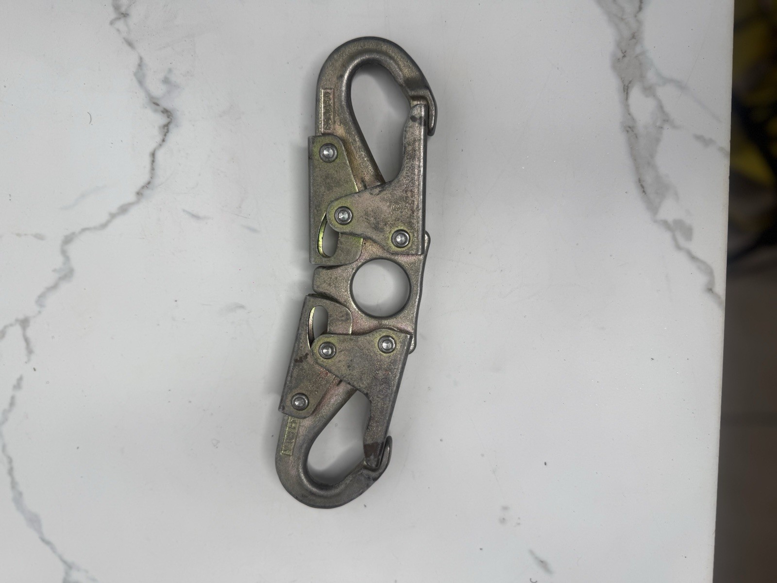 Yoke Niagara N-3660 Climbing Spreader Snap Hook (3600 LBS GATE STRENGTH) Used
