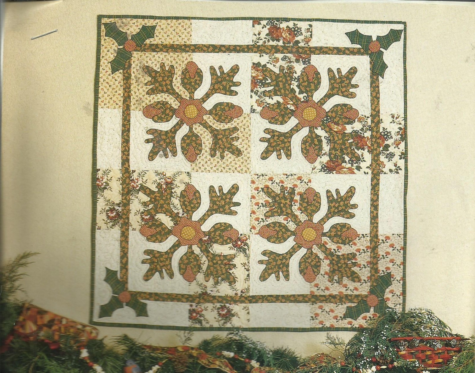 D0076  HAPPY HOLLY DAYS WALLHANGING  QUILT PATTERN/INSTRUCTIONS