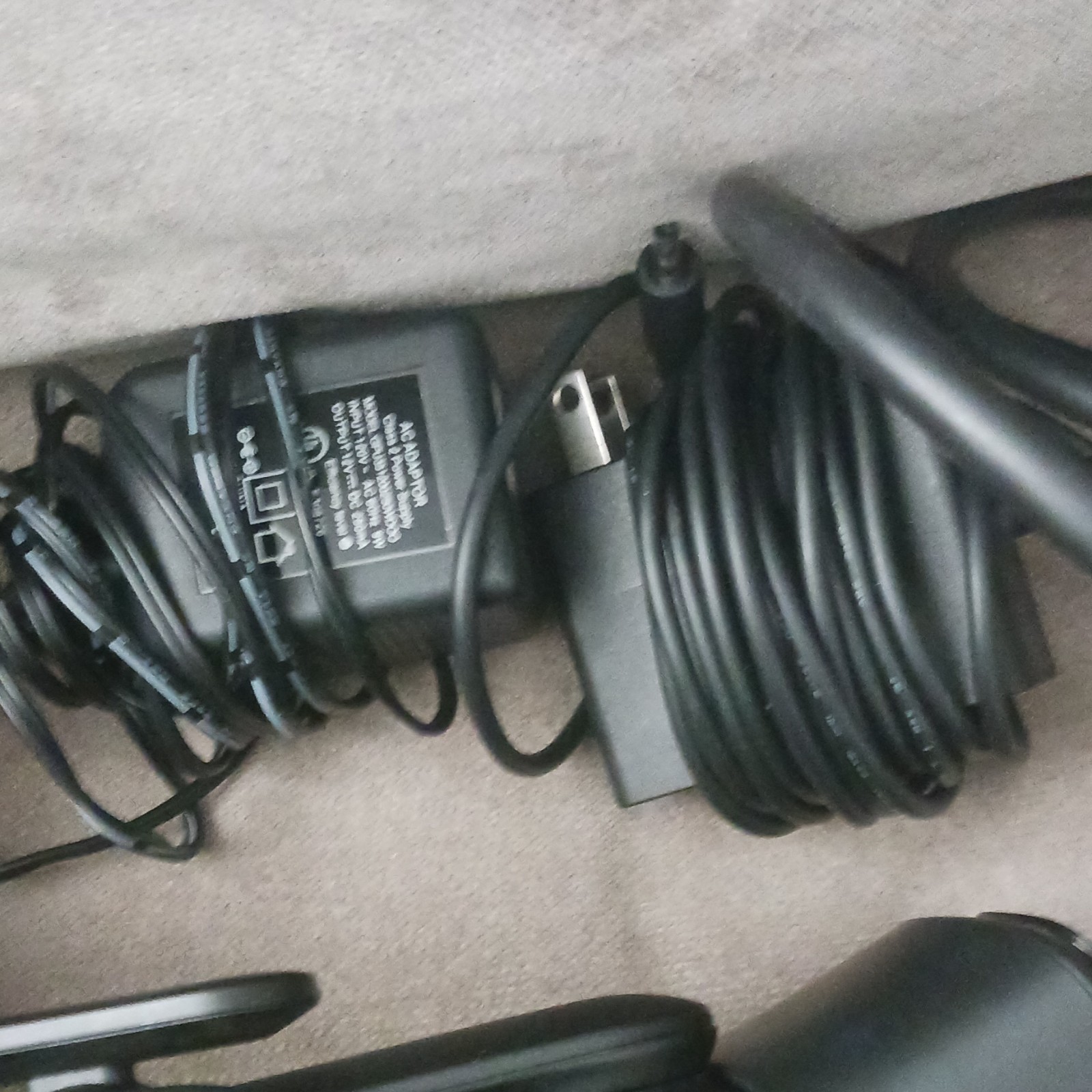 Valve index PC VR Headset, Touch Controllers, Cables, audio, any herts for ur pc