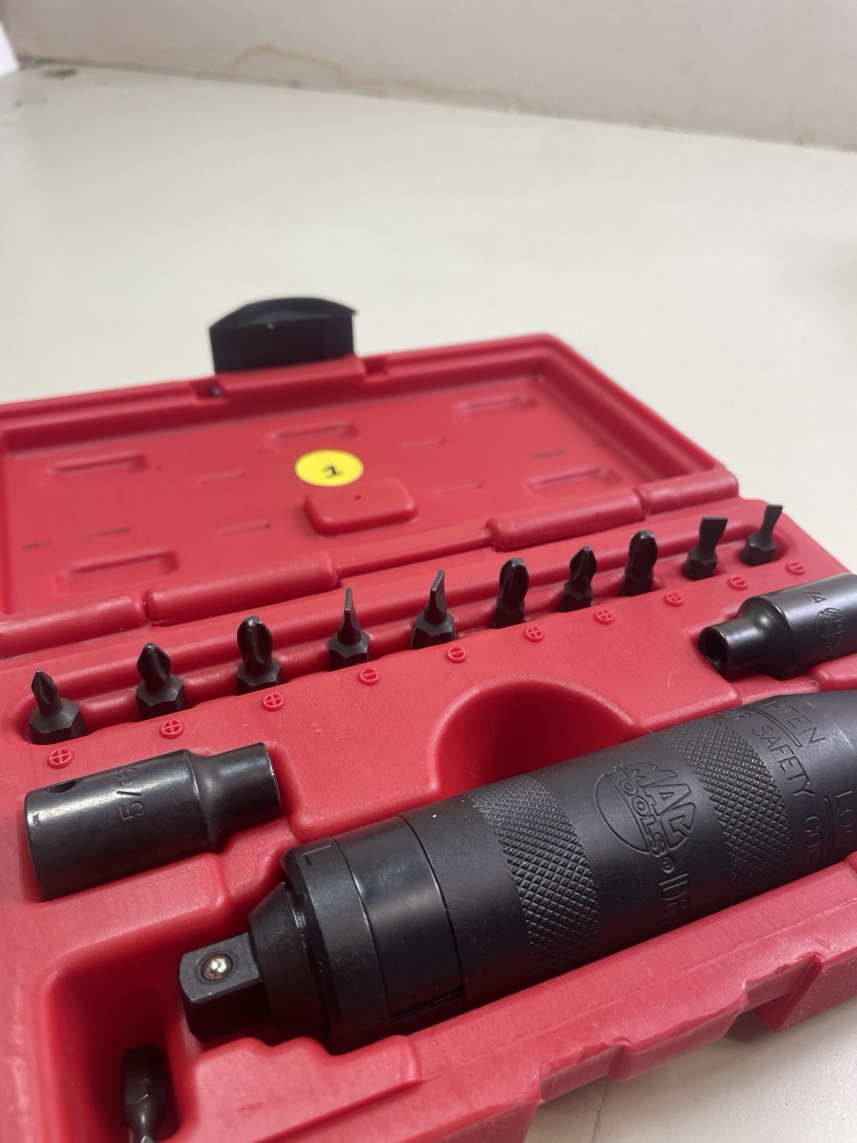 Mac Tools SID13BA 13-Piece 3/8" Drive Impact Driver Kit