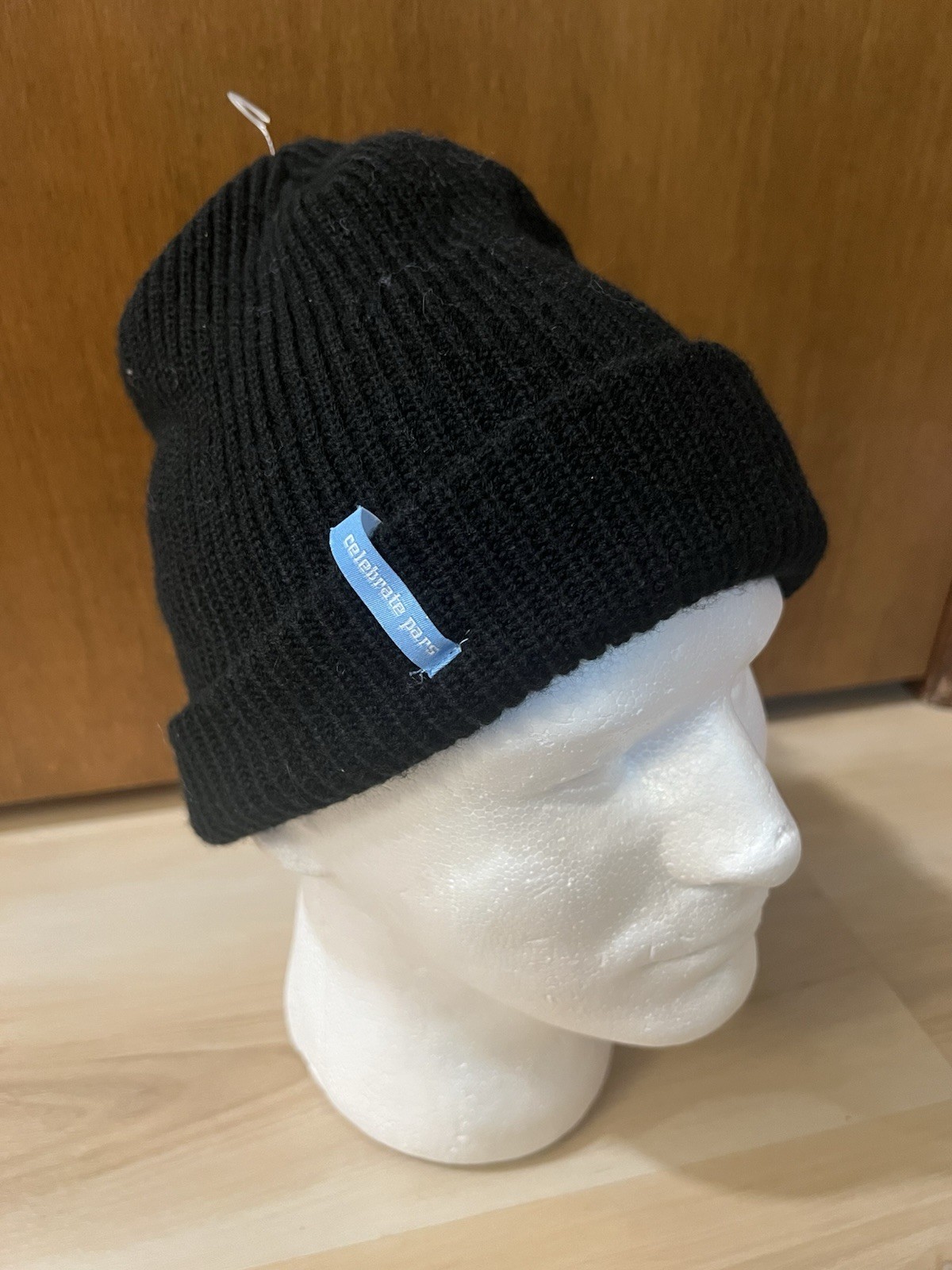 NWT Golf Celebrate Pars Black Beanie Hat Knit MSRP $29.50 Adult Size