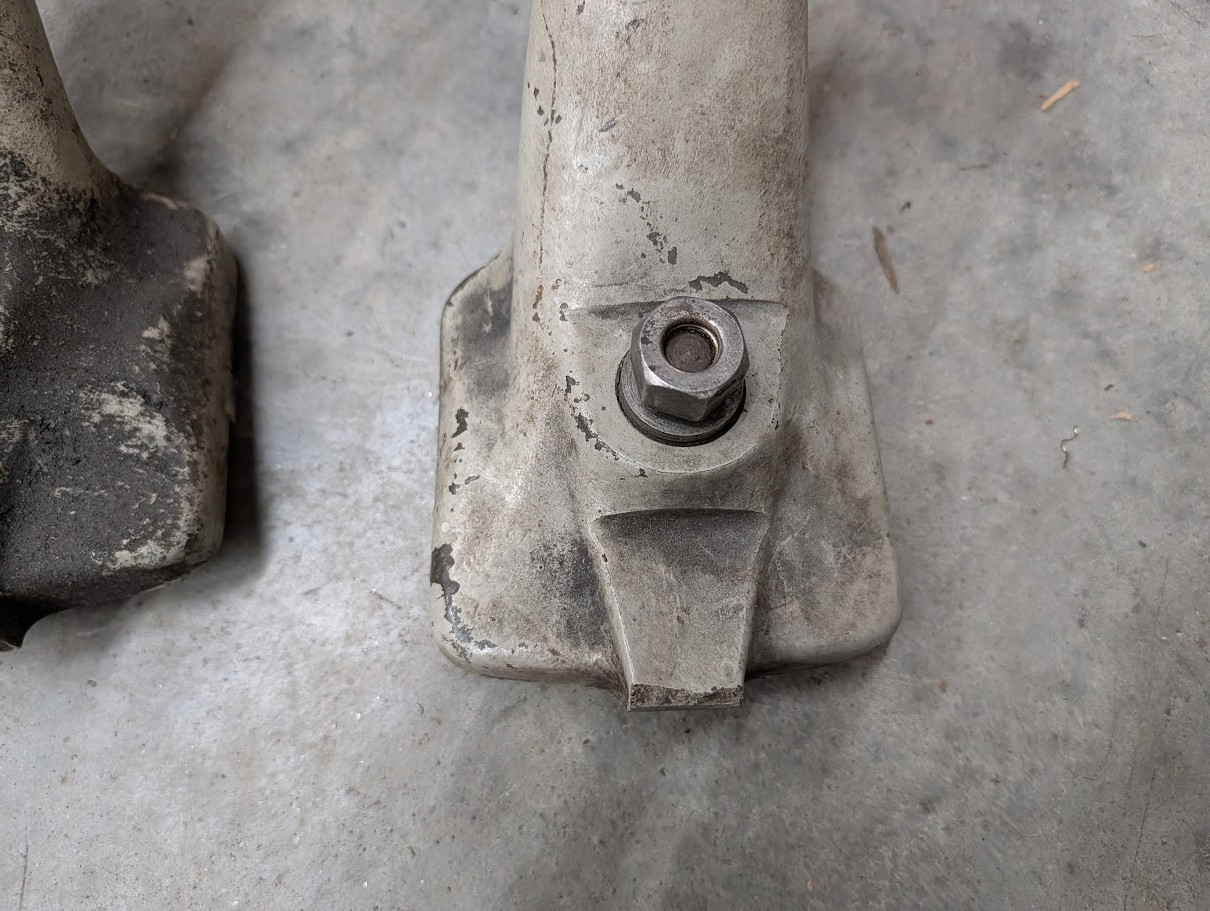 Cincinnati No 2 Tool & Cutter Grinder Left and Right Tailstock Centers