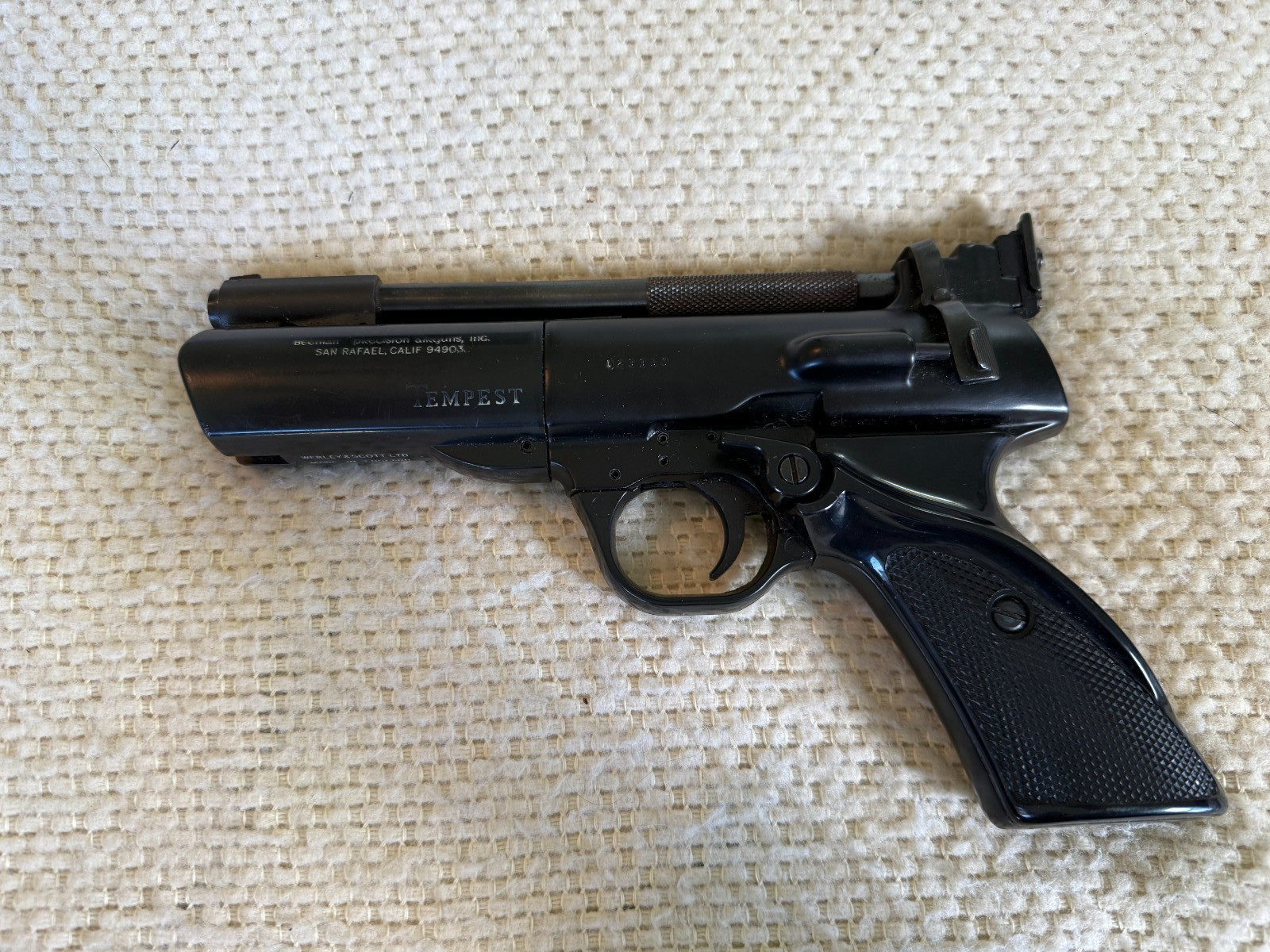 Beeman Tempest Air Pistol by Webley and Scott LTD Works Great