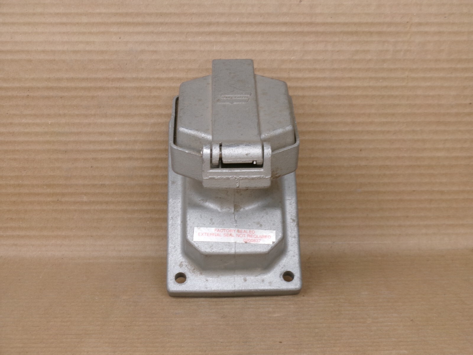 CROUSE-HINDS CPS152R ARKTITE RECEPTACLE      AK