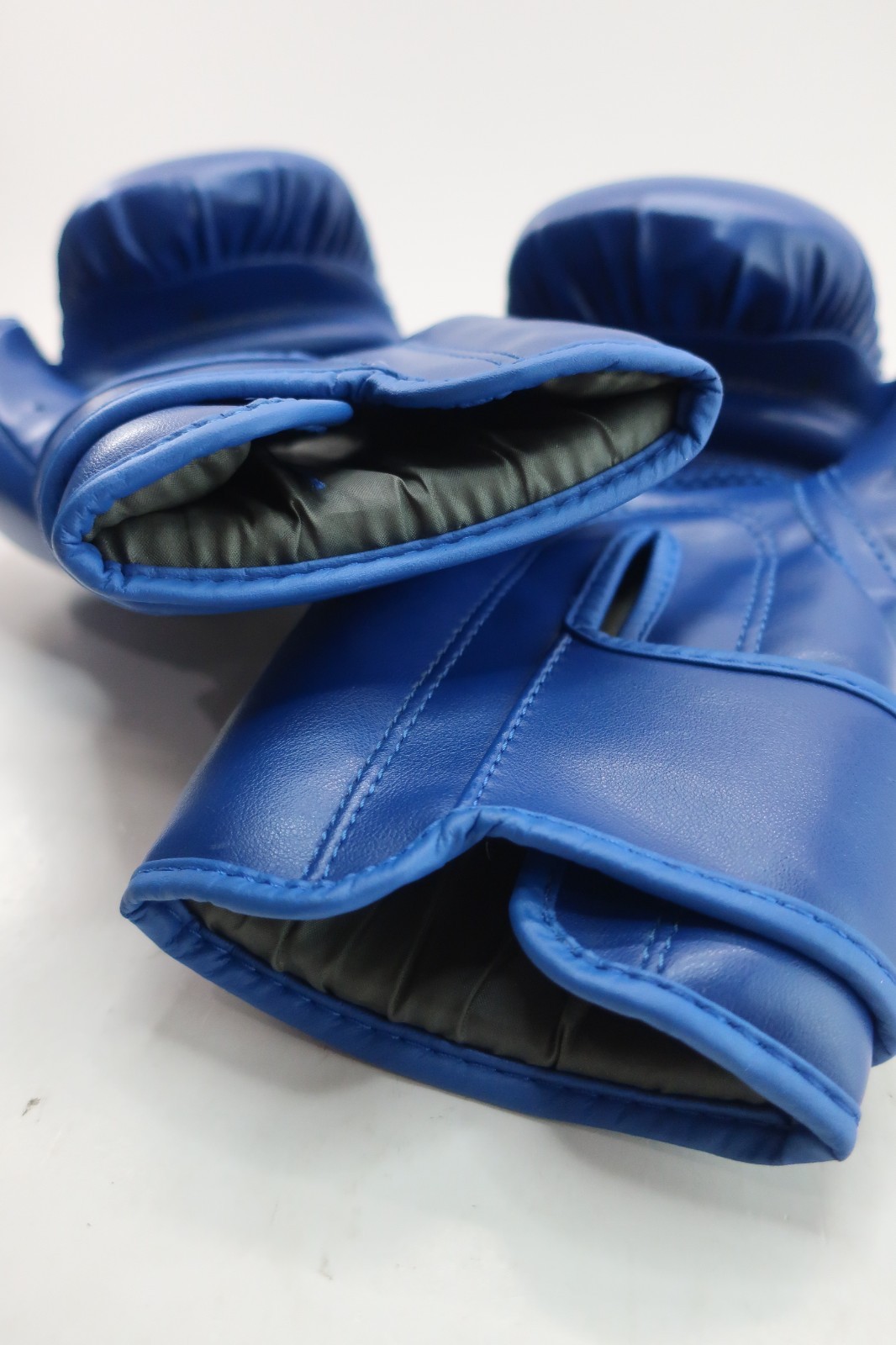 PRO Professional Deluxe Synthetic Leather Boxing Gloves - Blue 8 oz