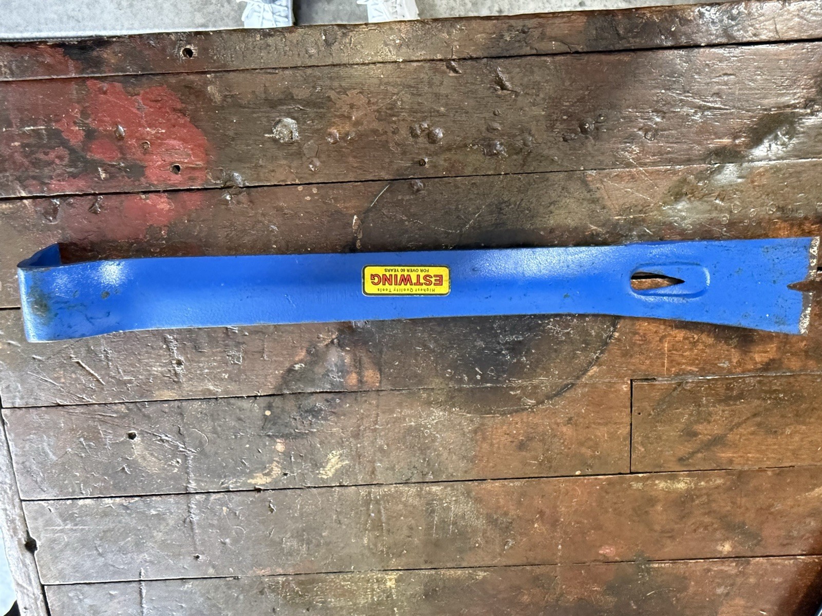Vintage Estwing 18” Handy Bar Pry Bar Wrecking Bar Nail Puller Blue Forged