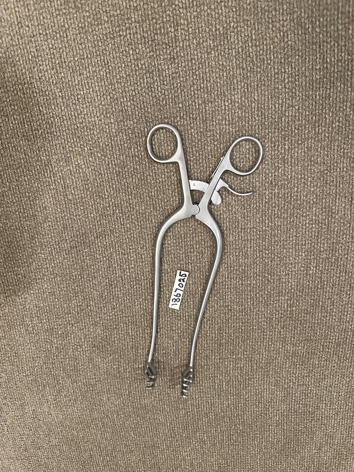 ORTHOPEDIC WEITLANER RETRACTOR 10" SHARP 3X4 TEETH
